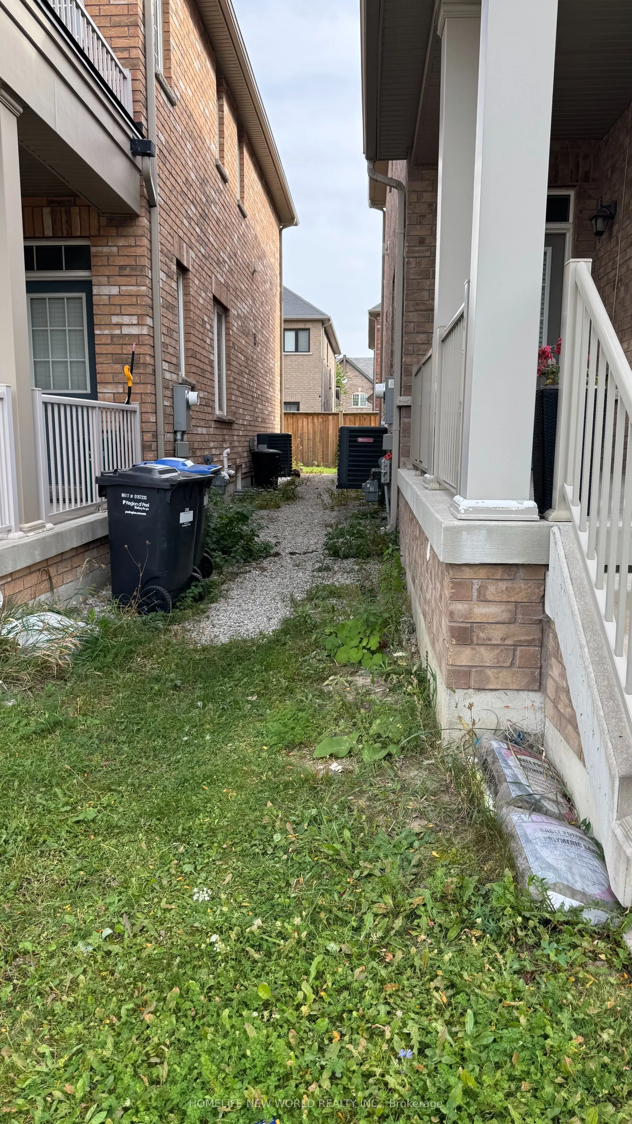 15 Grove End Way