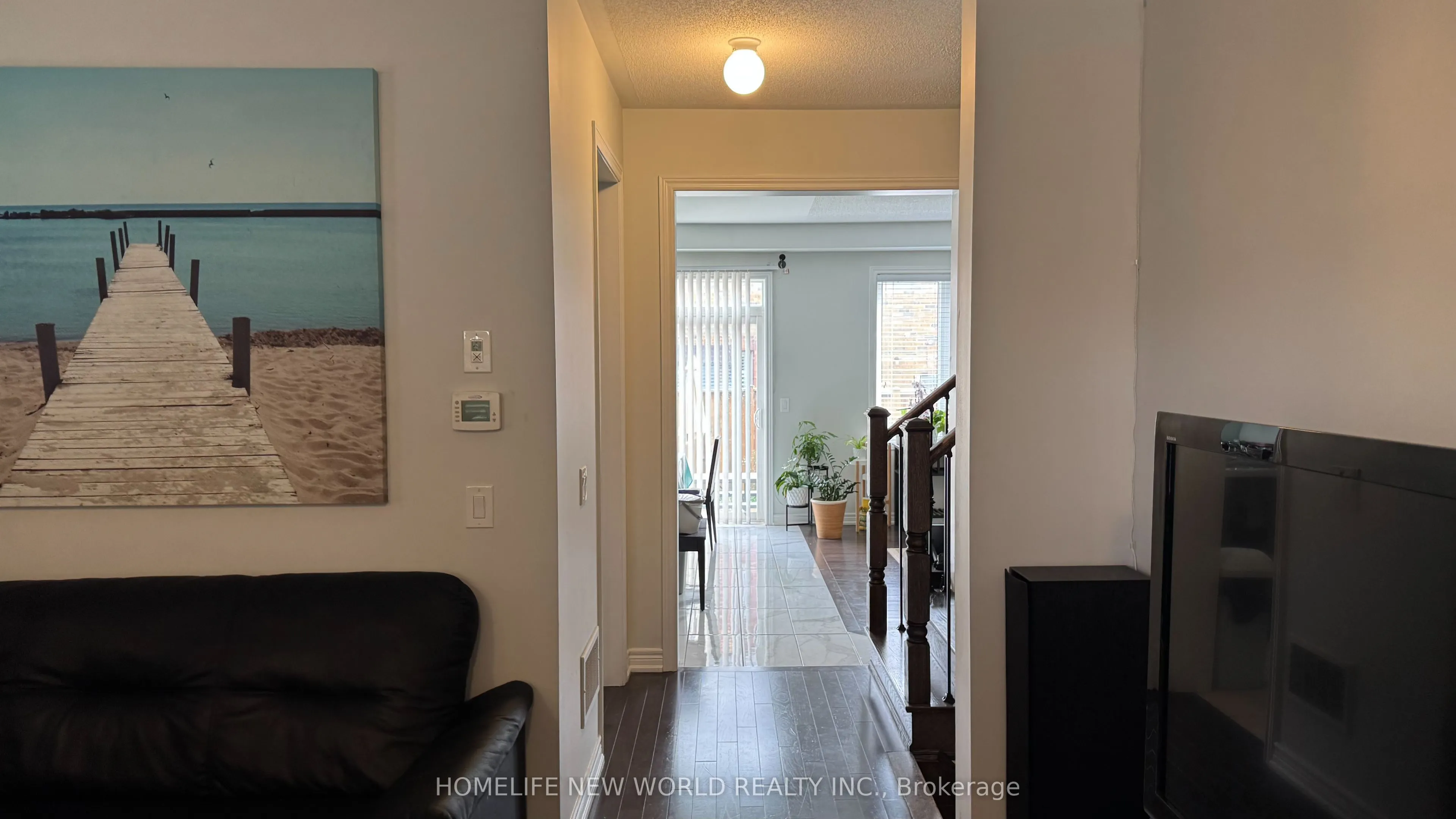15 Grove End Way