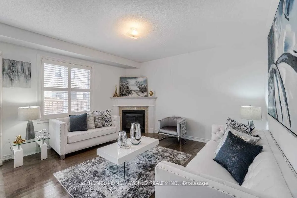 15 Grove End Way