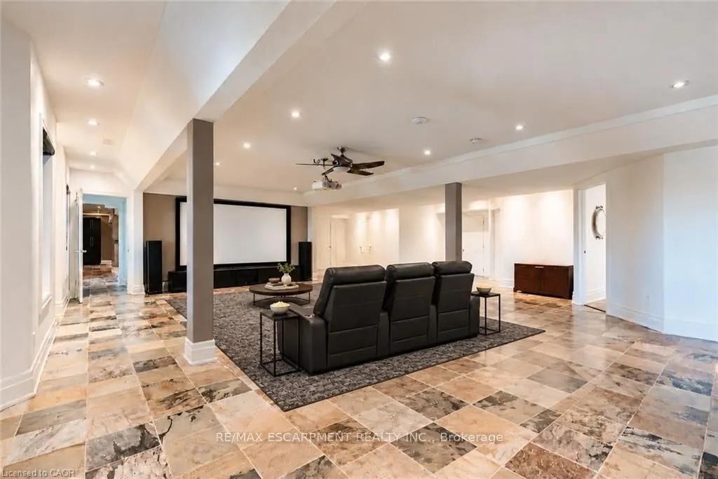 125 Stokes Trail
