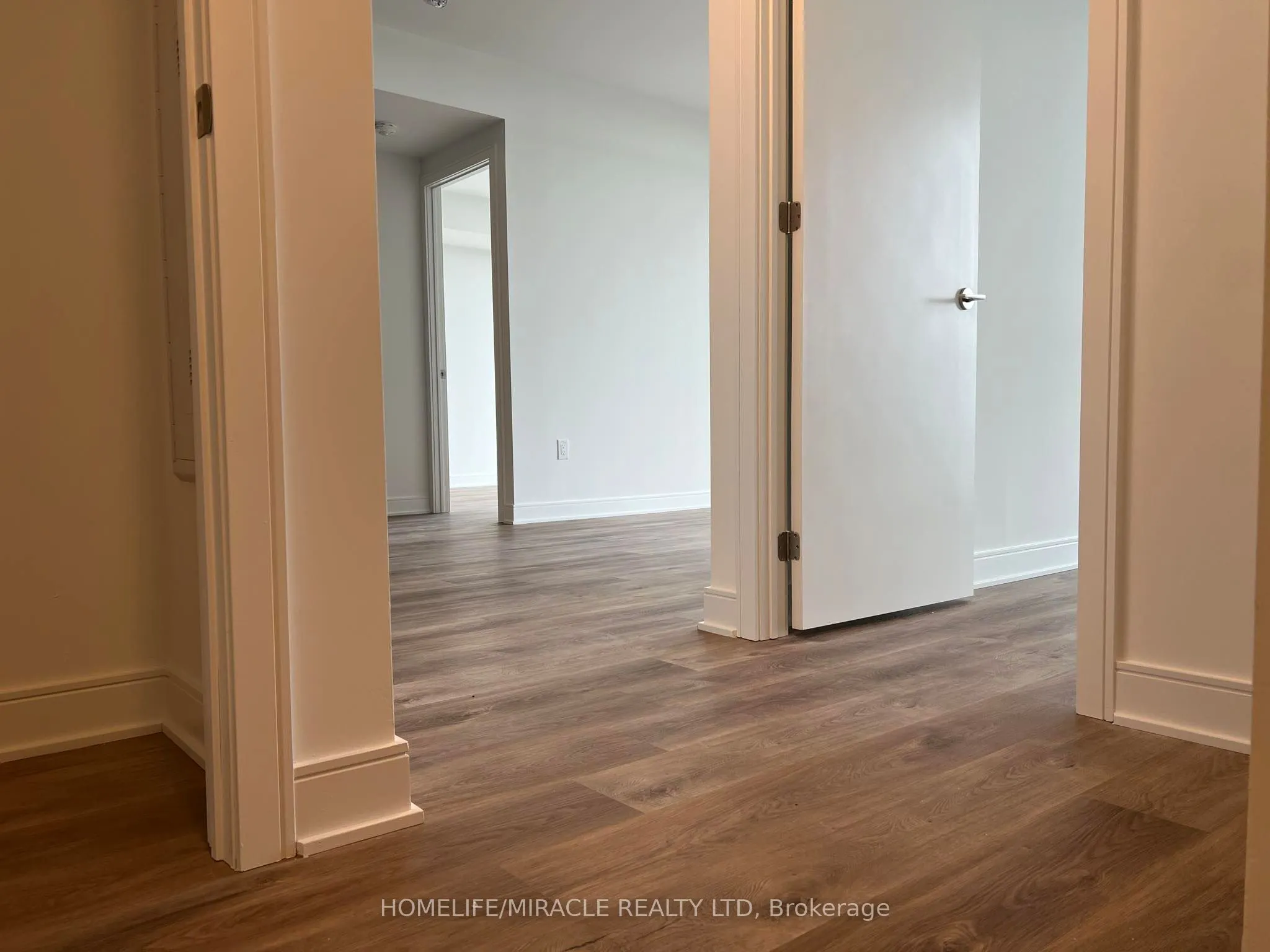 86 Dundas Street E #1603