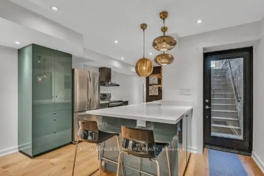 58 Fern Avenue #Lower
