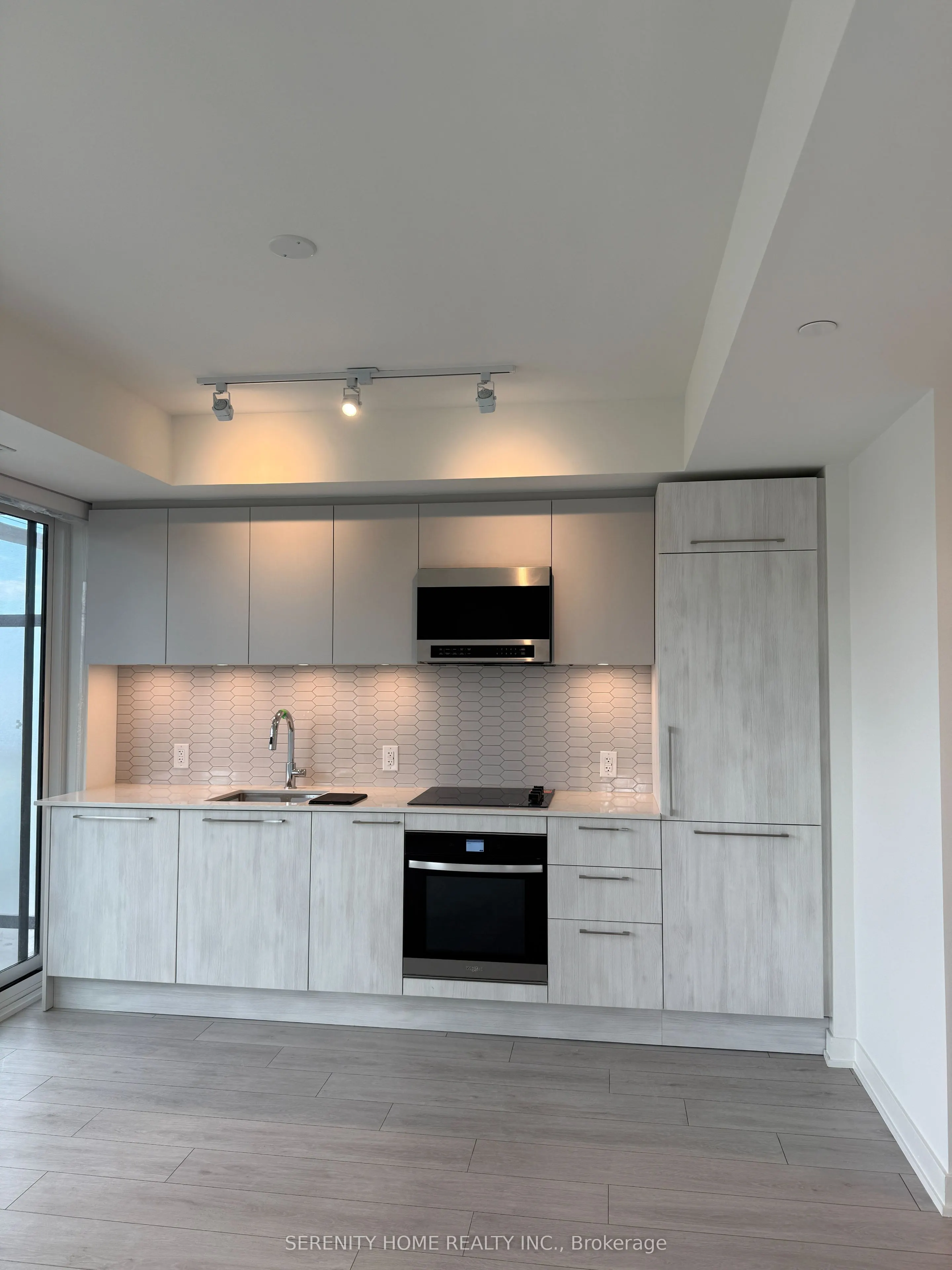 1381 Lakeshore Road E #610