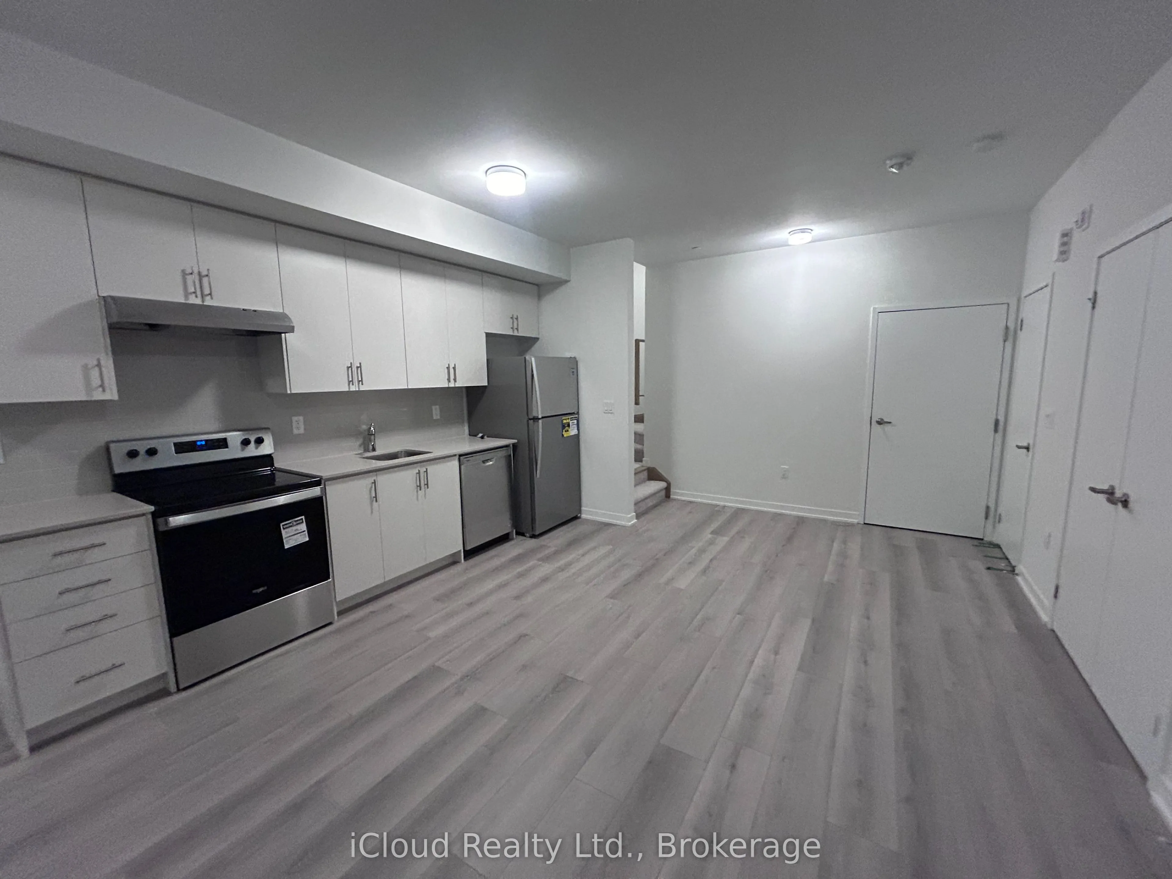 3415 Ridgeway Drive #4