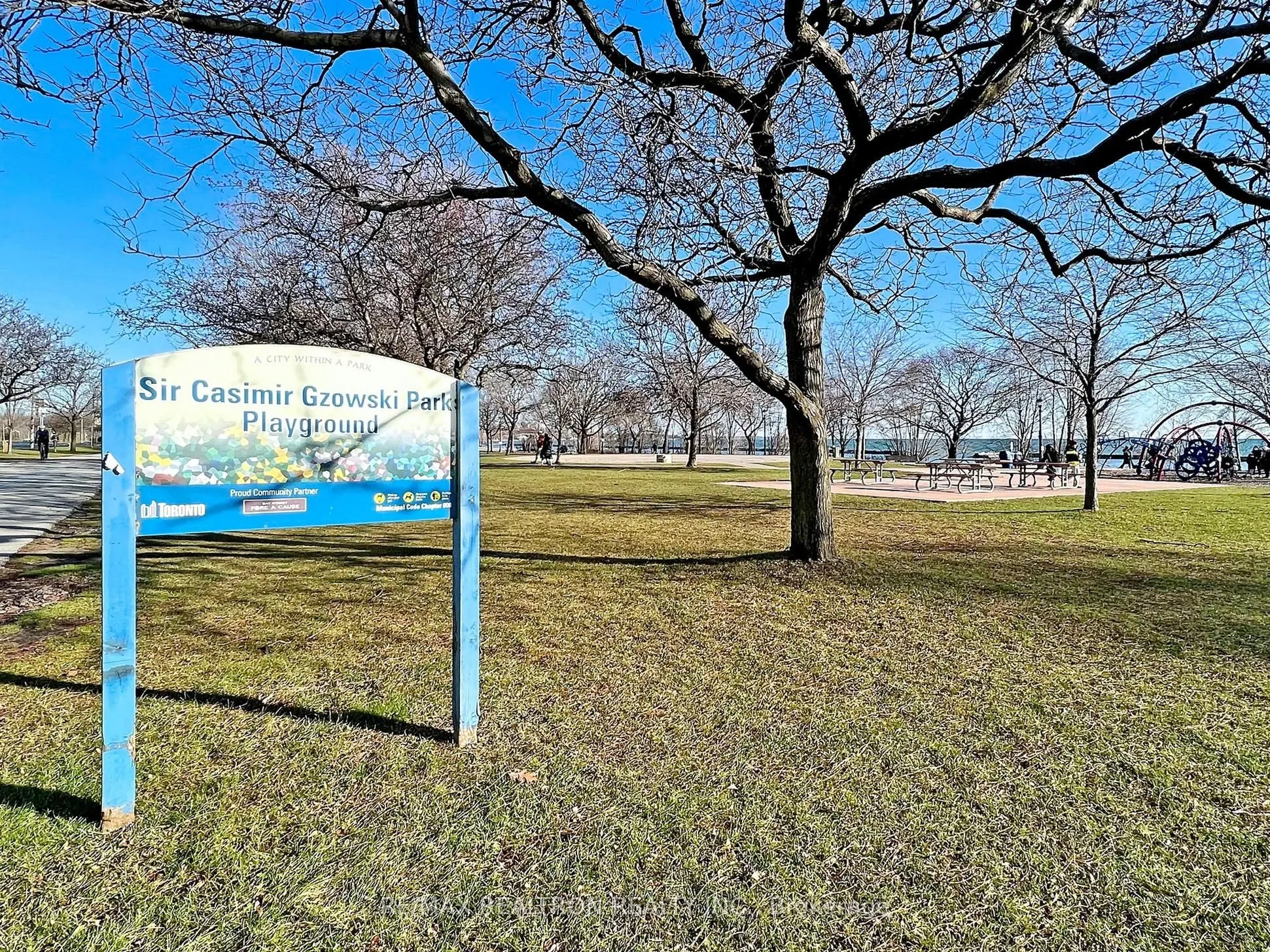 1910 Lake Shore Boulevard W #PH2