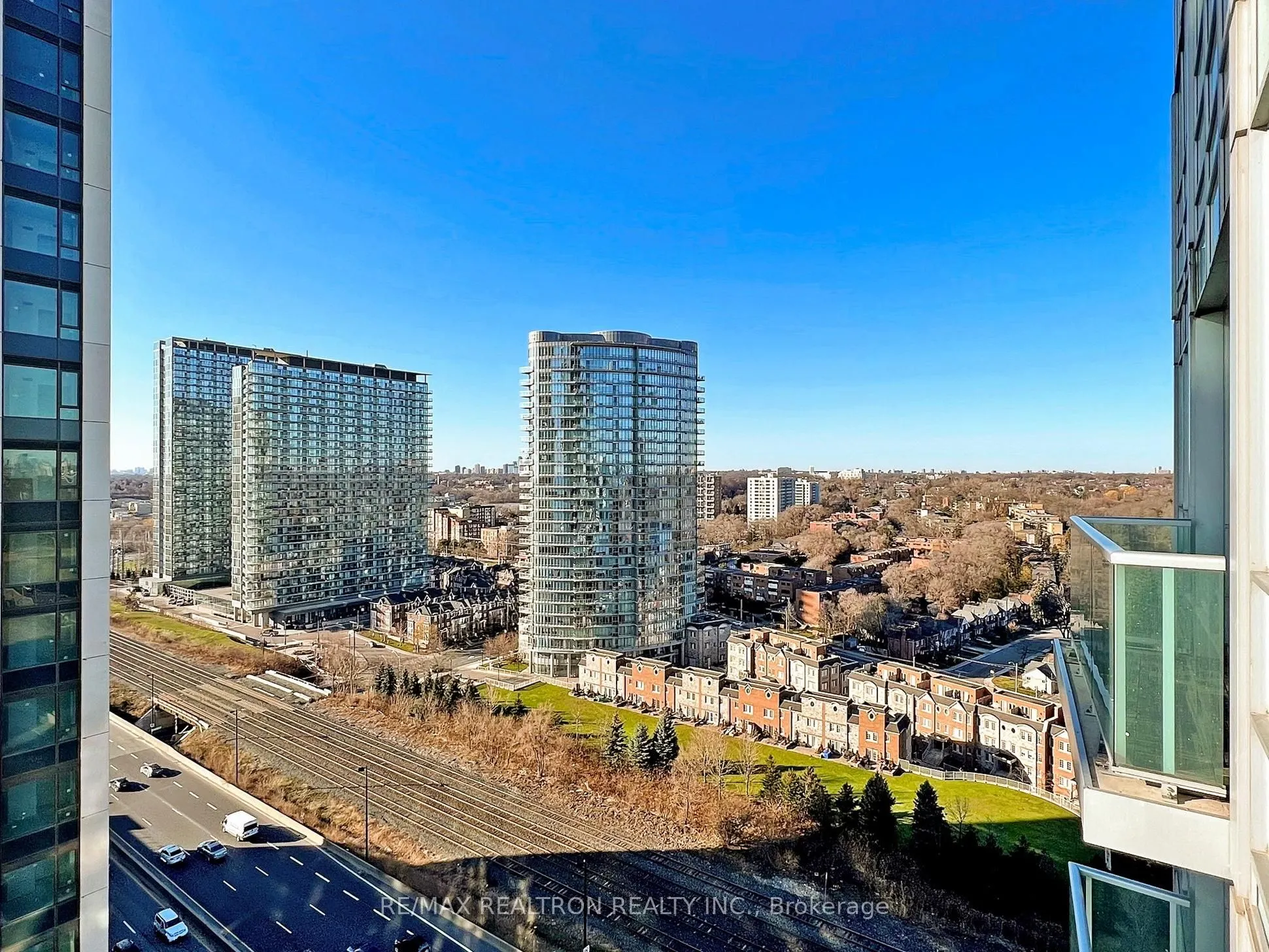 1910 Lake Shore Boulevard W #PH2