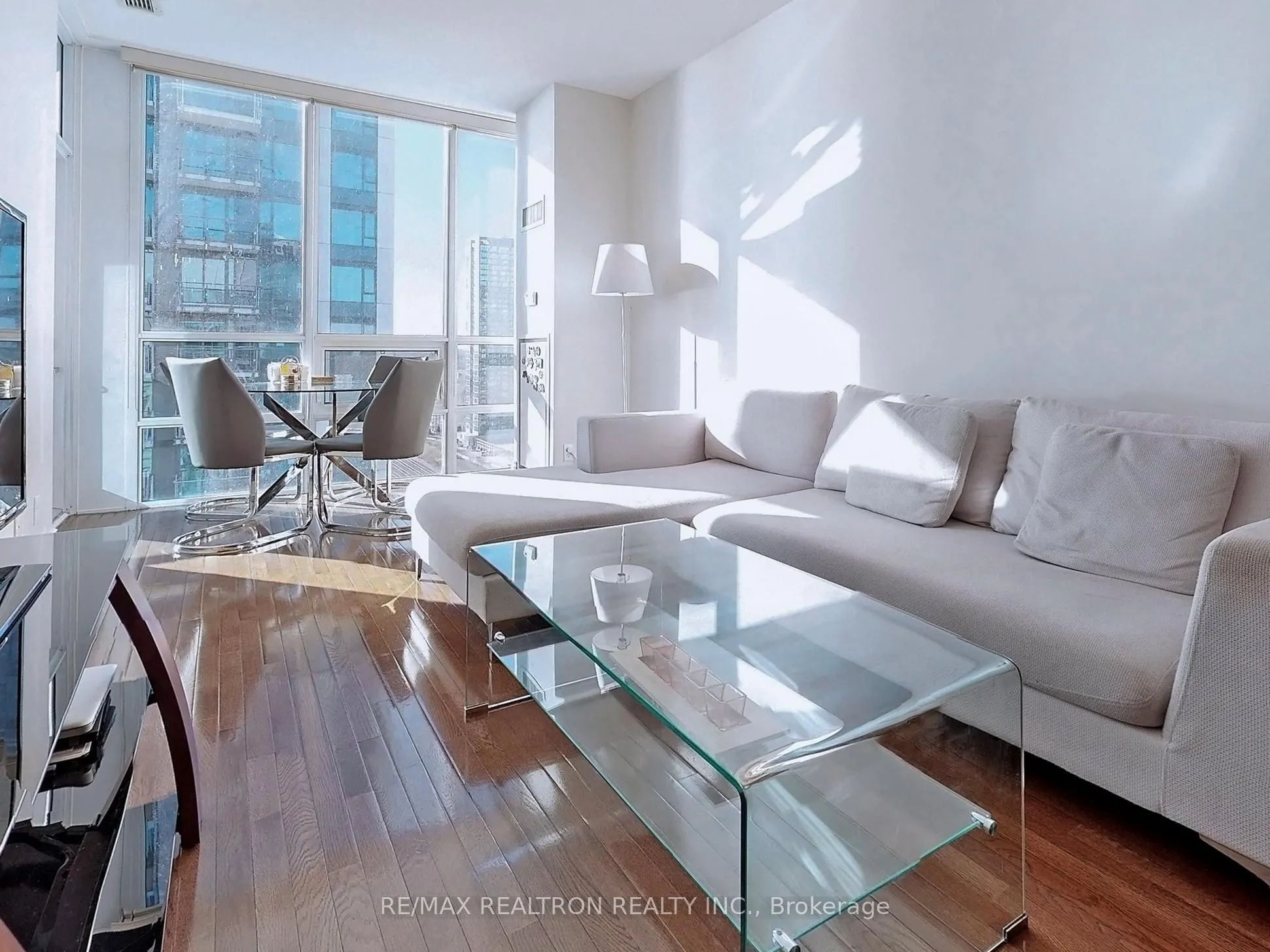 1910 Lake Shore Boulevard W #PH2
