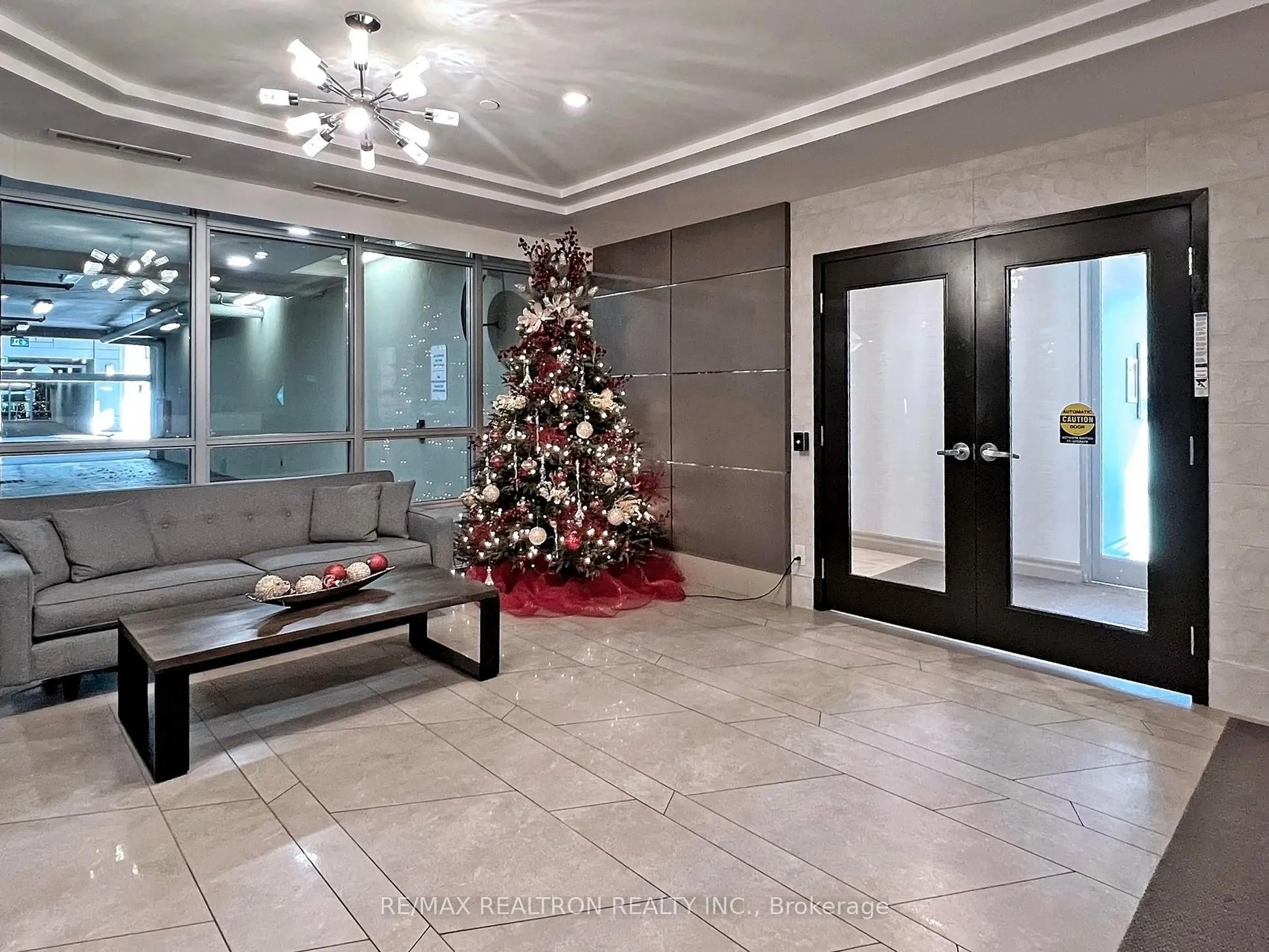 1910 Lake Shore Boulevard W #PH2
