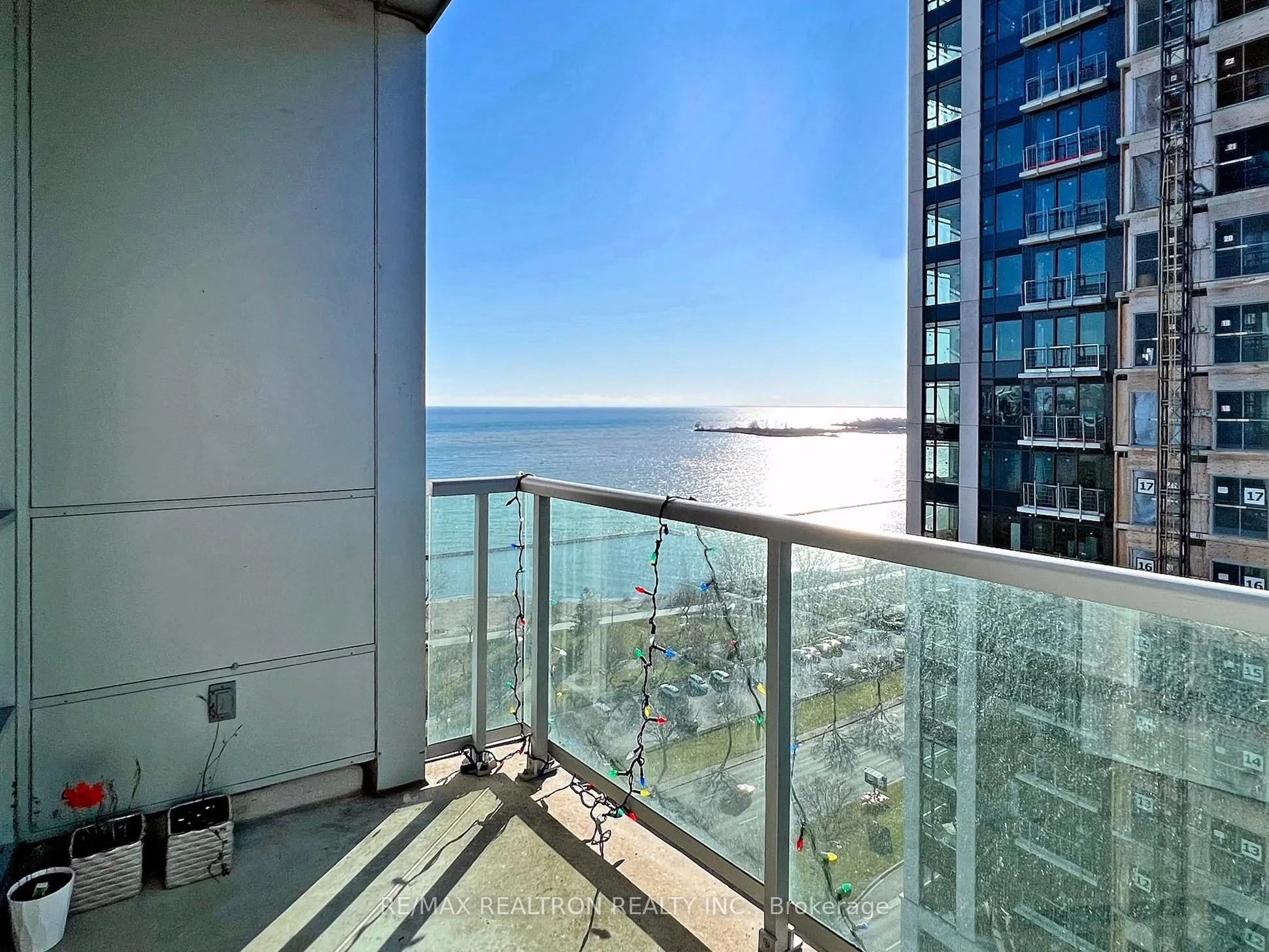 1910 Lake Shore Boulevard W #PH2