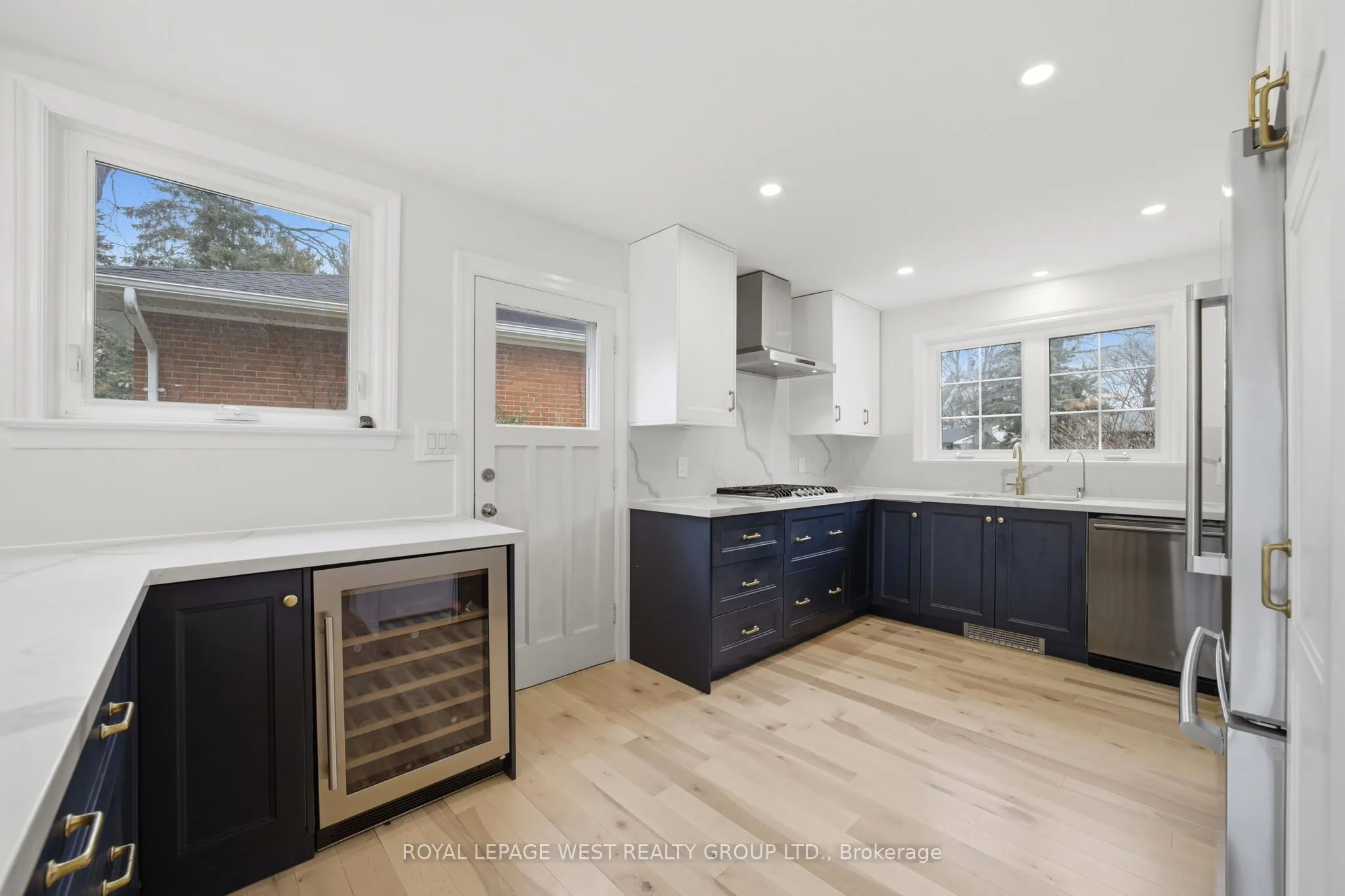 3334 Enniskillen Circle