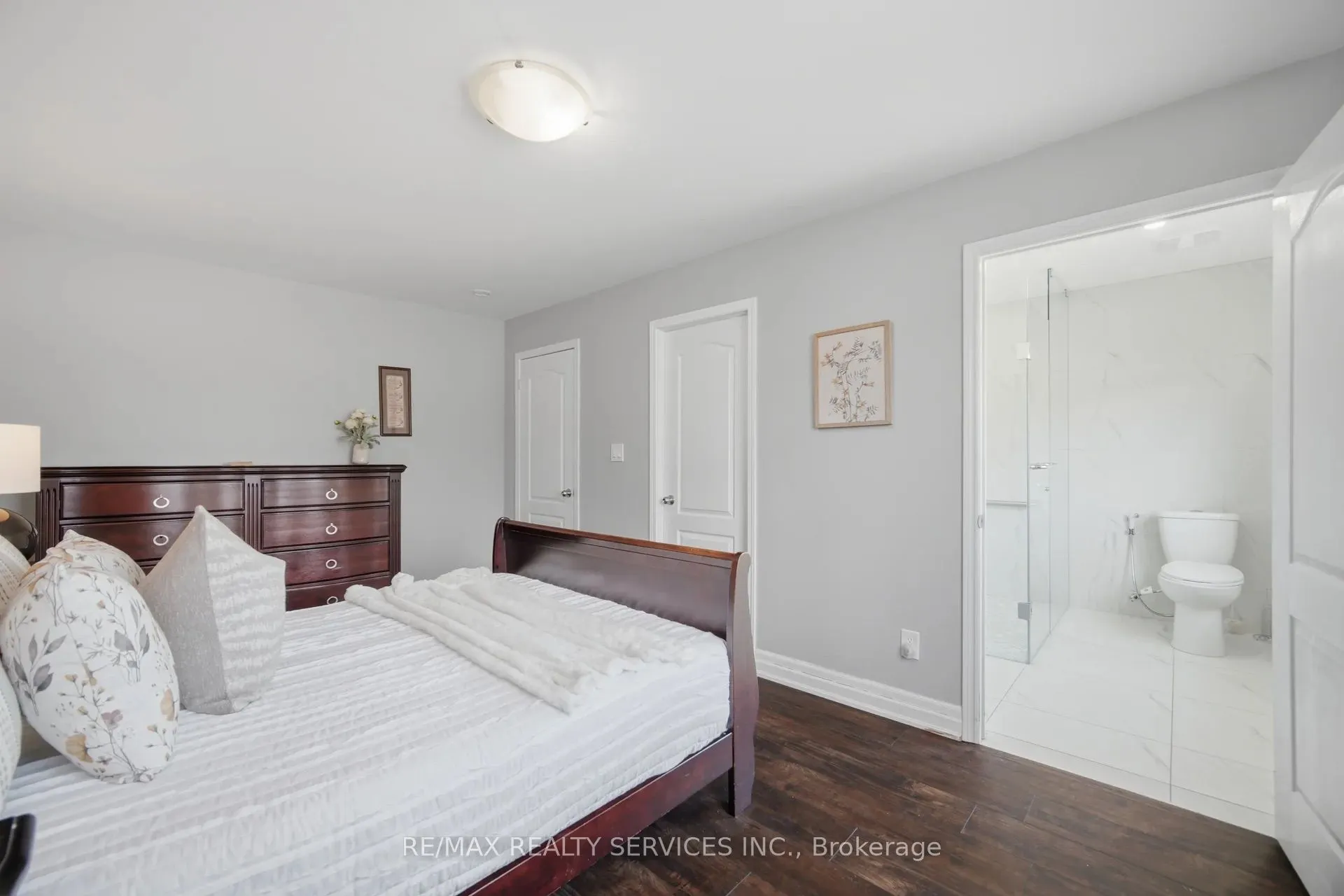 607 Woodward Avenue