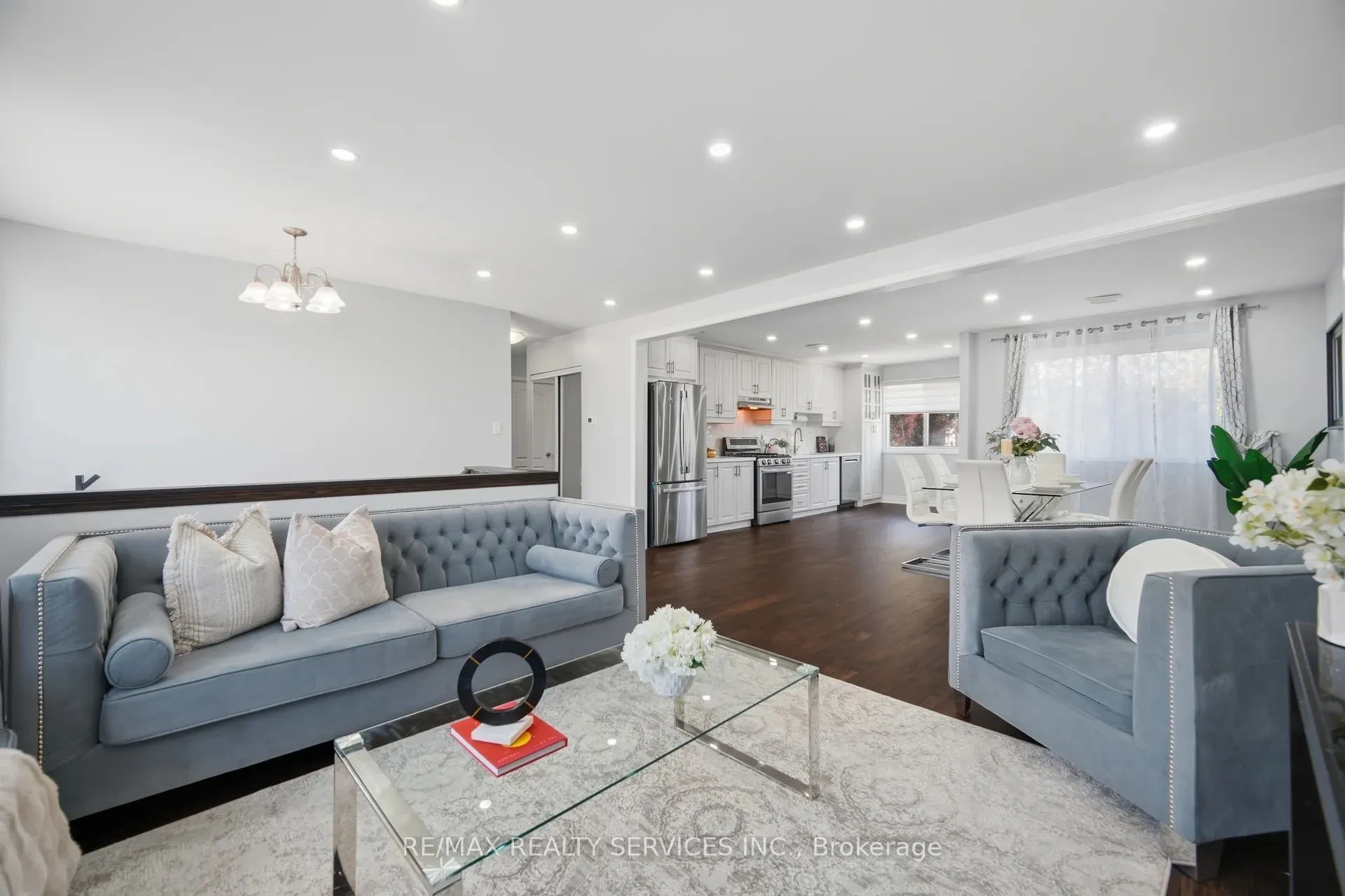 607 Woodward Avenue