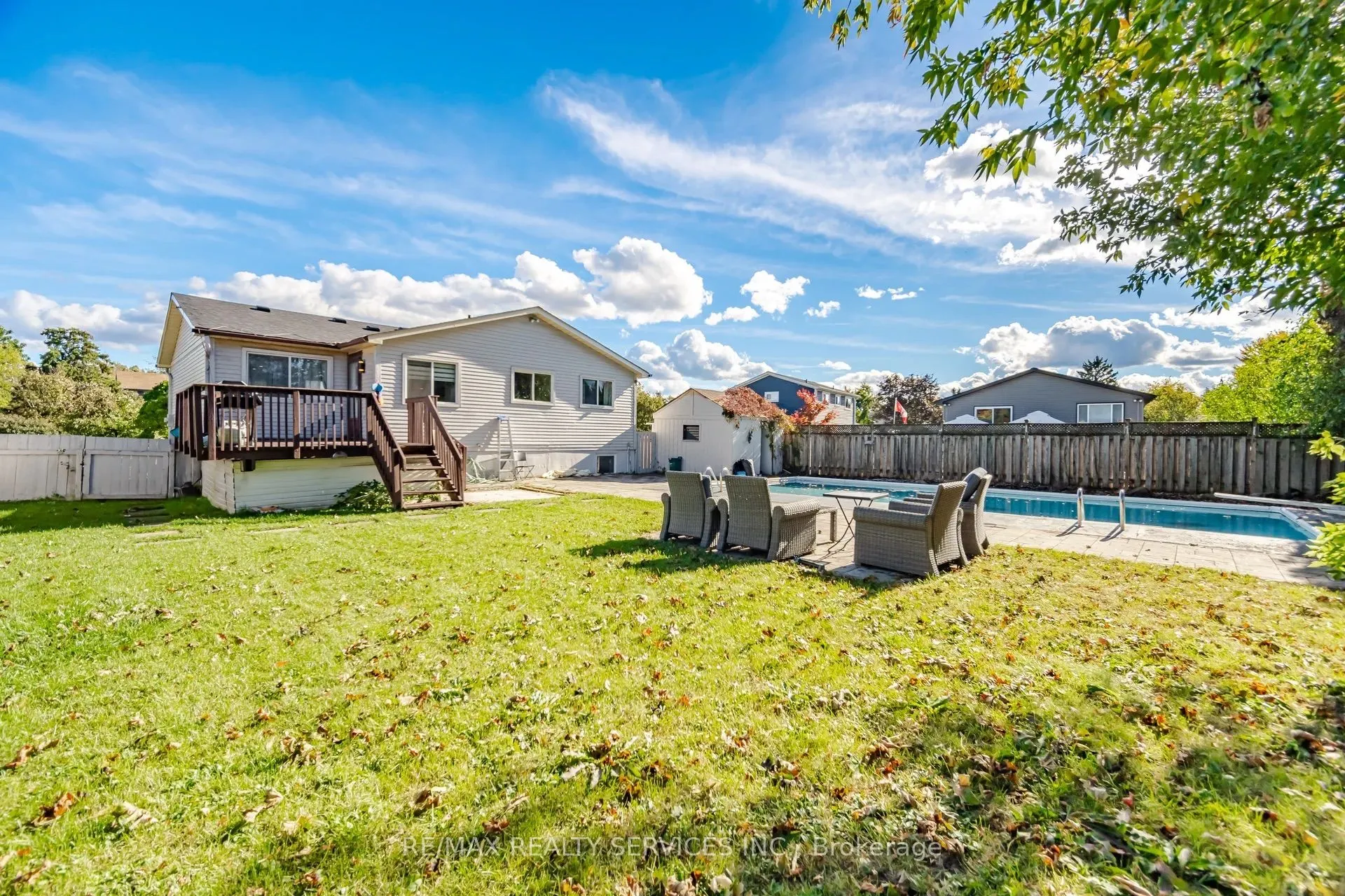 607 Woodward Avenue