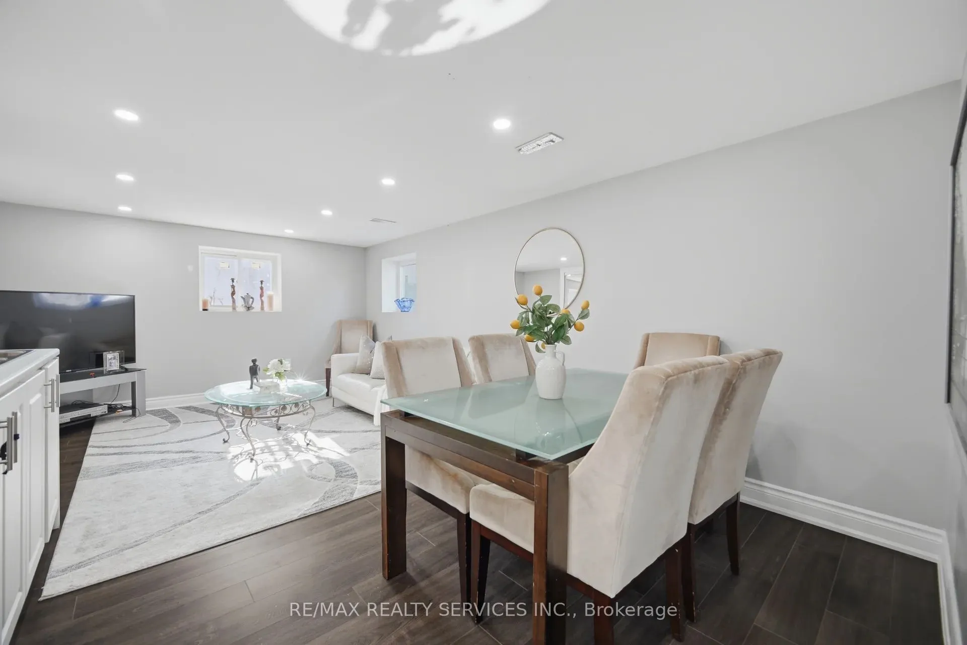 607 Woodward Avenue