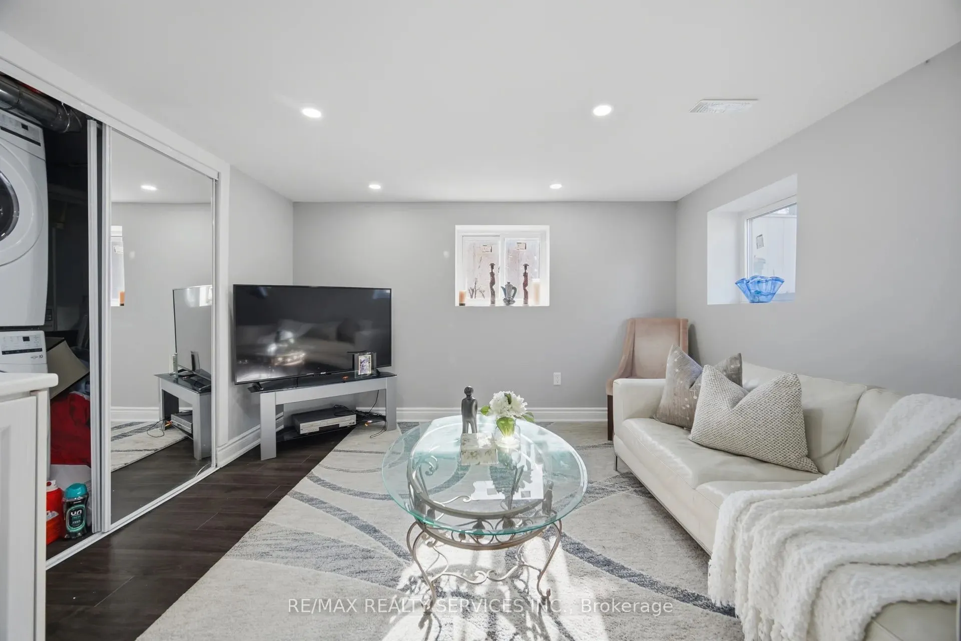 607 Woodward Avenue