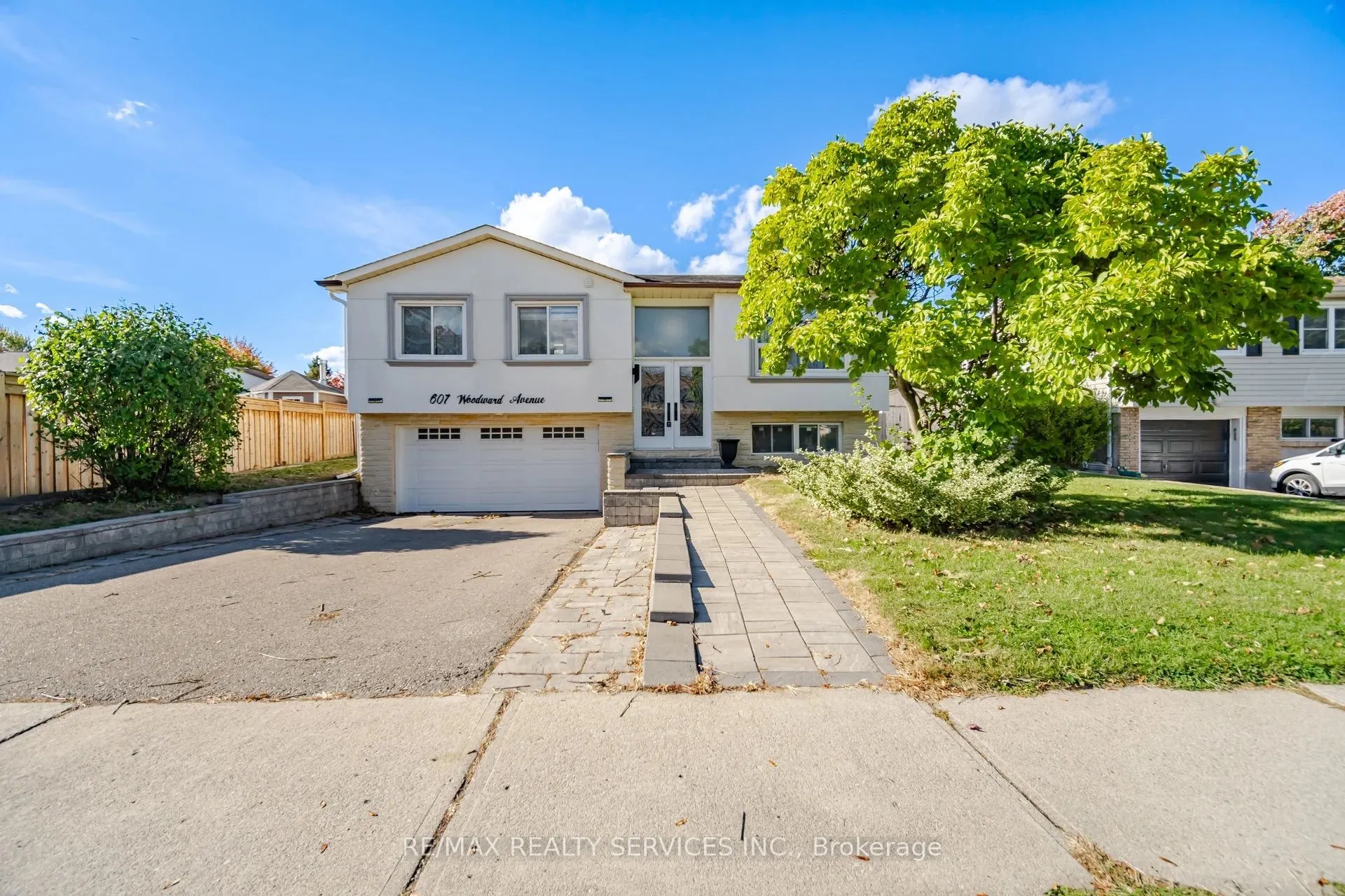 607 Woodward Avenue