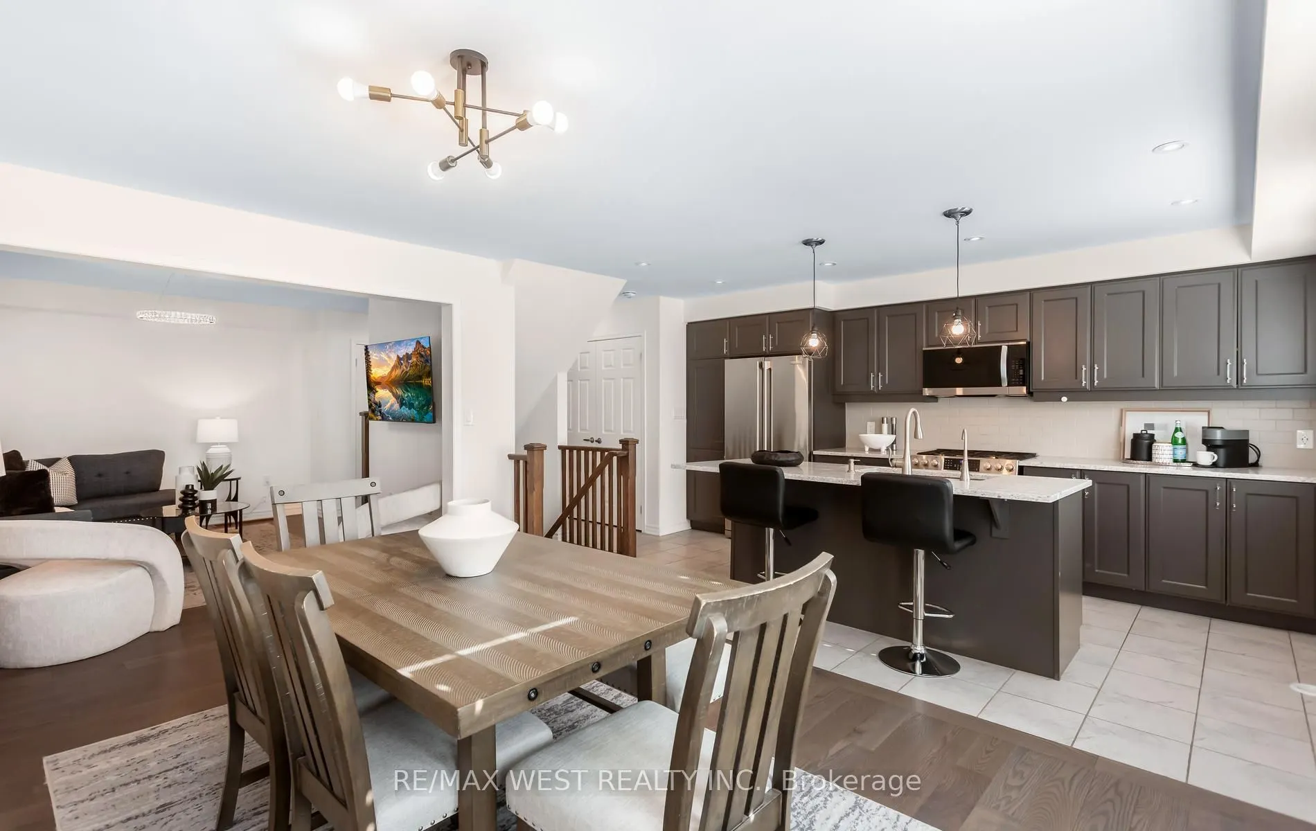 1000 Asleton Boulevard #90