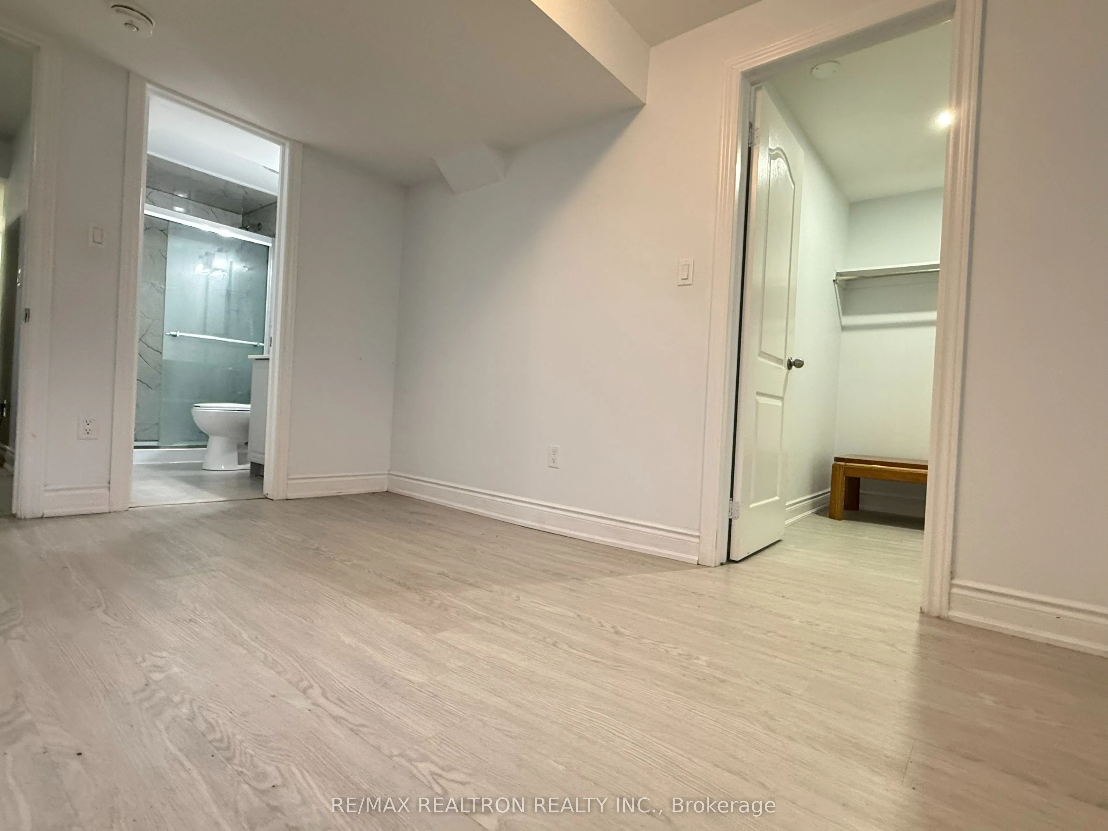 5793 Tayside Crescent #Basement