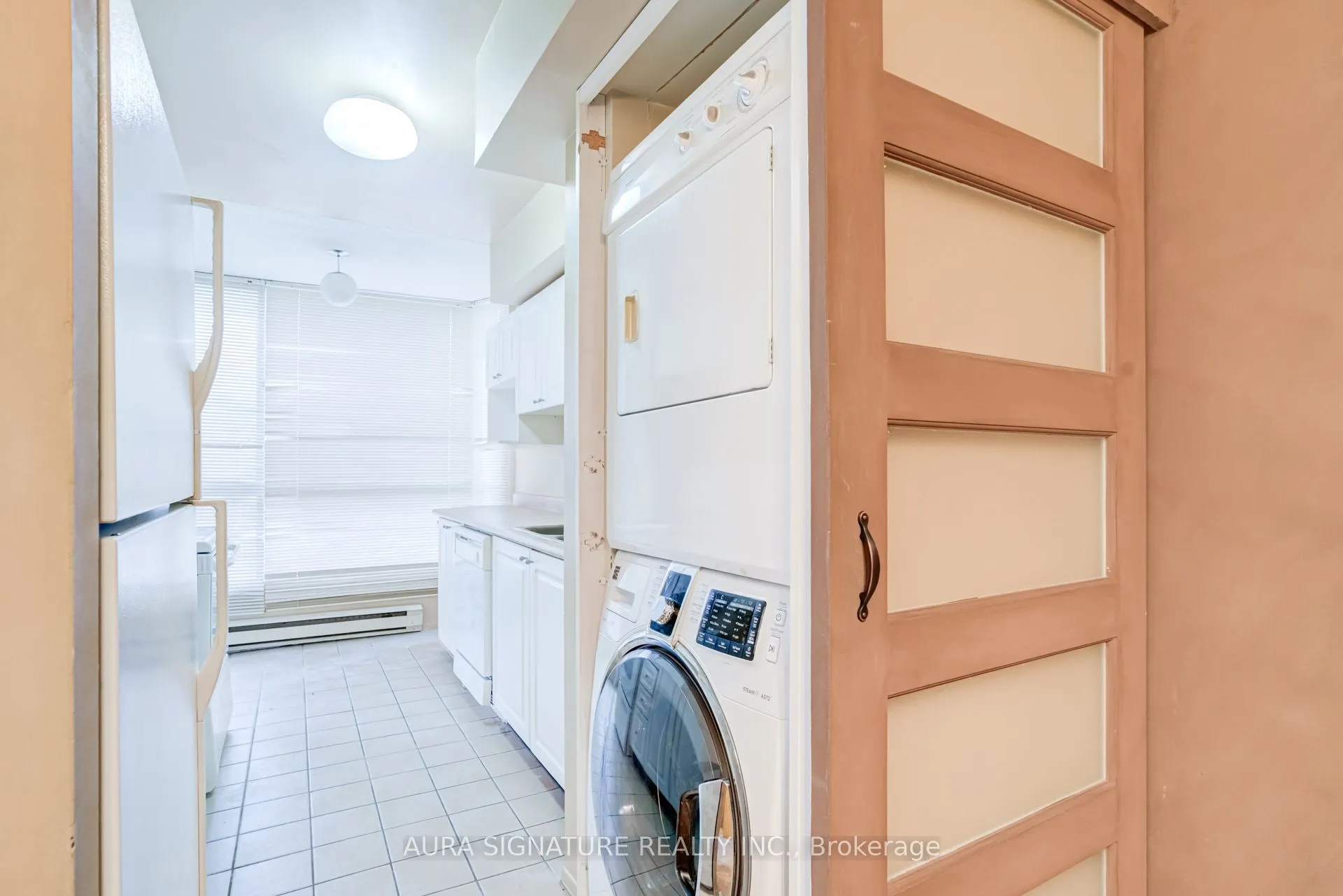 3077 Weston Road #401