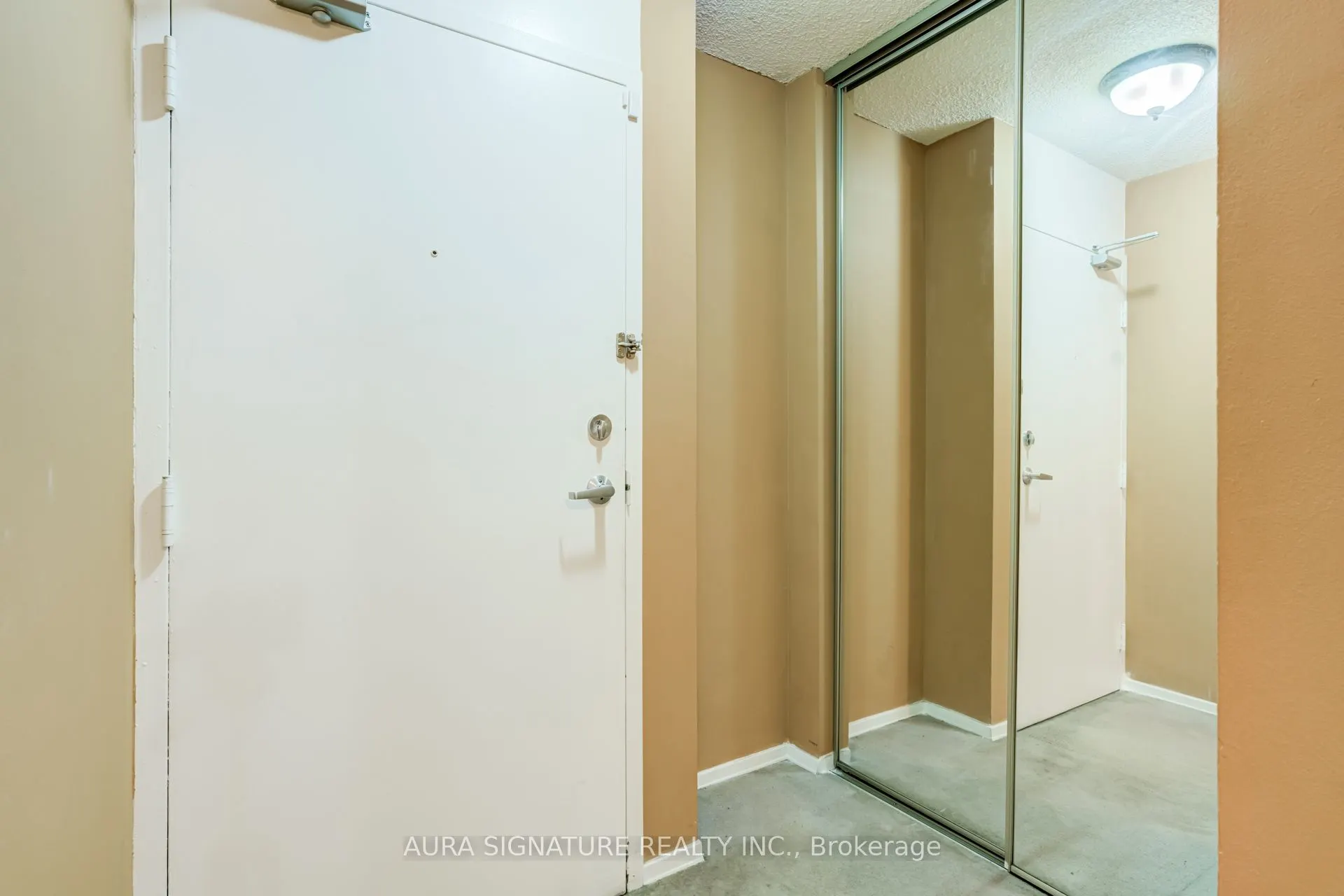 3077 Weston Road #401