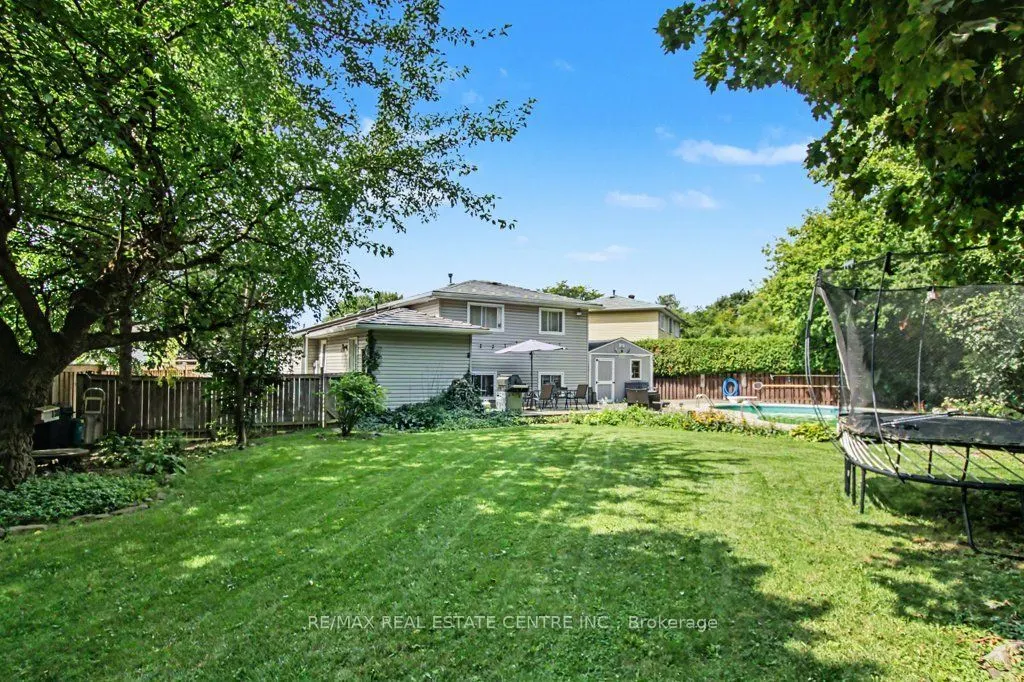 806 Hudson Court