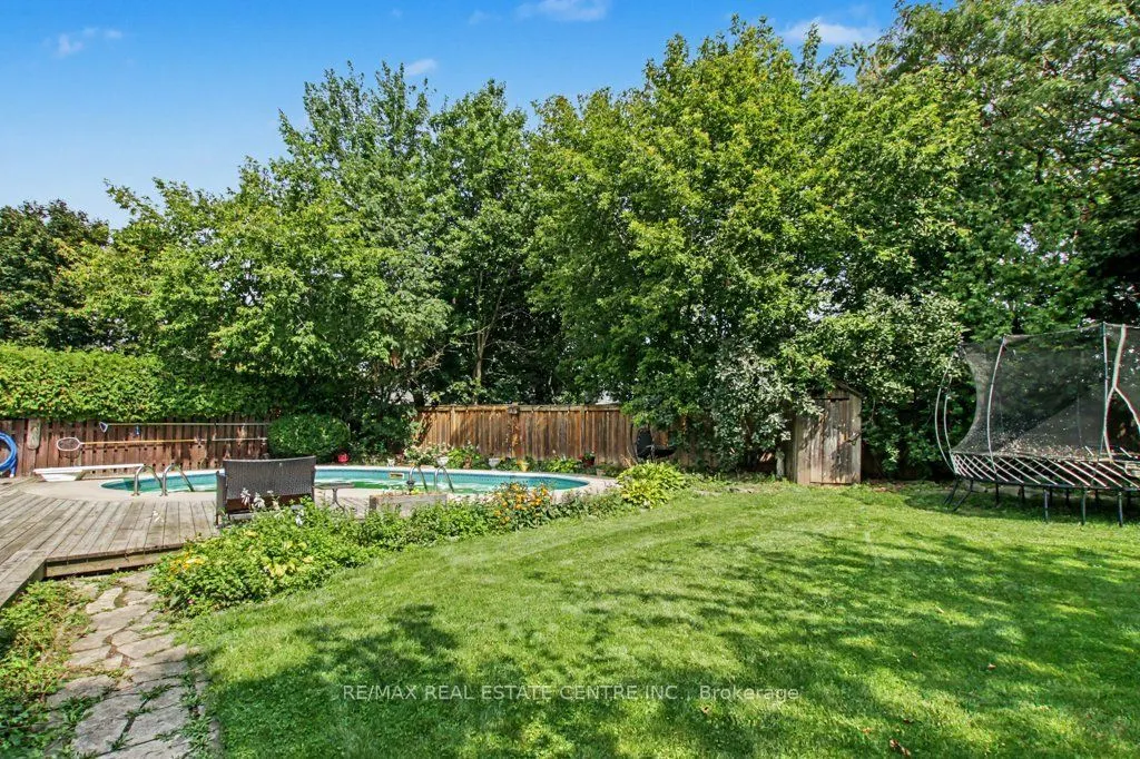 806 Hudson Court