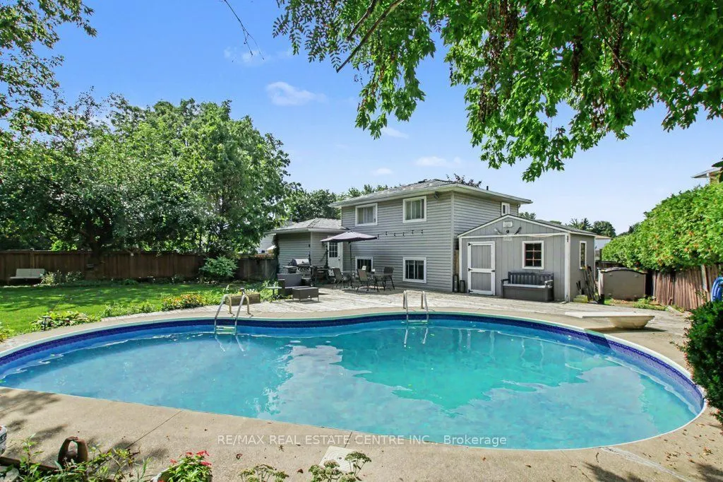 806 Hudson Court