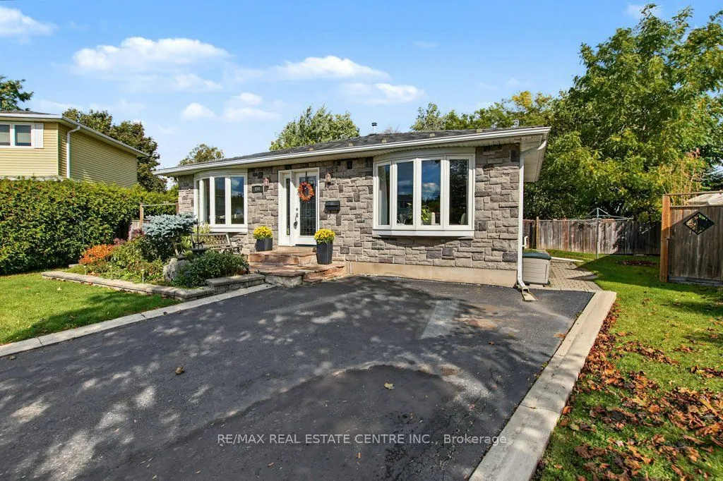 806 Hudson Court
