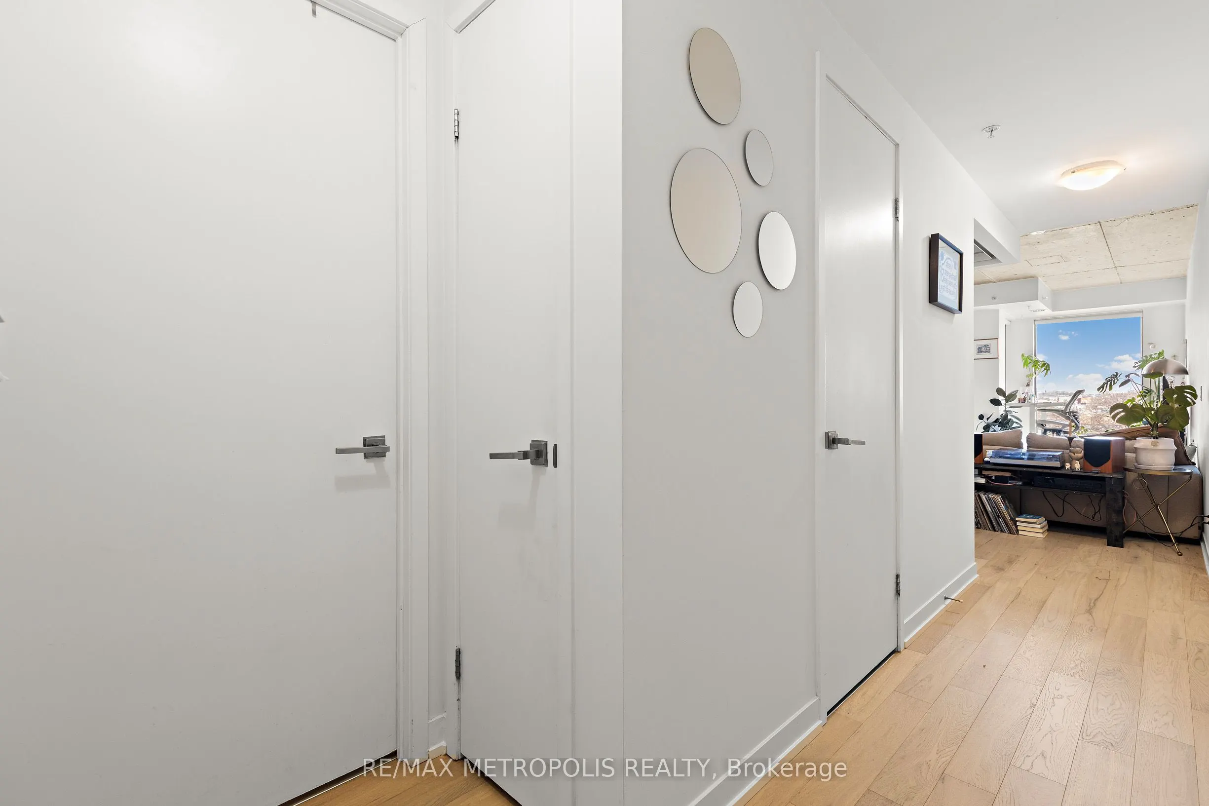530 Indian Grove #608
