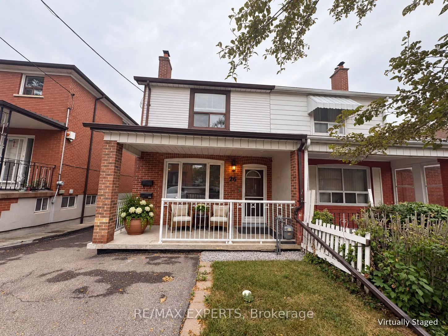 26 Grandville Avenue