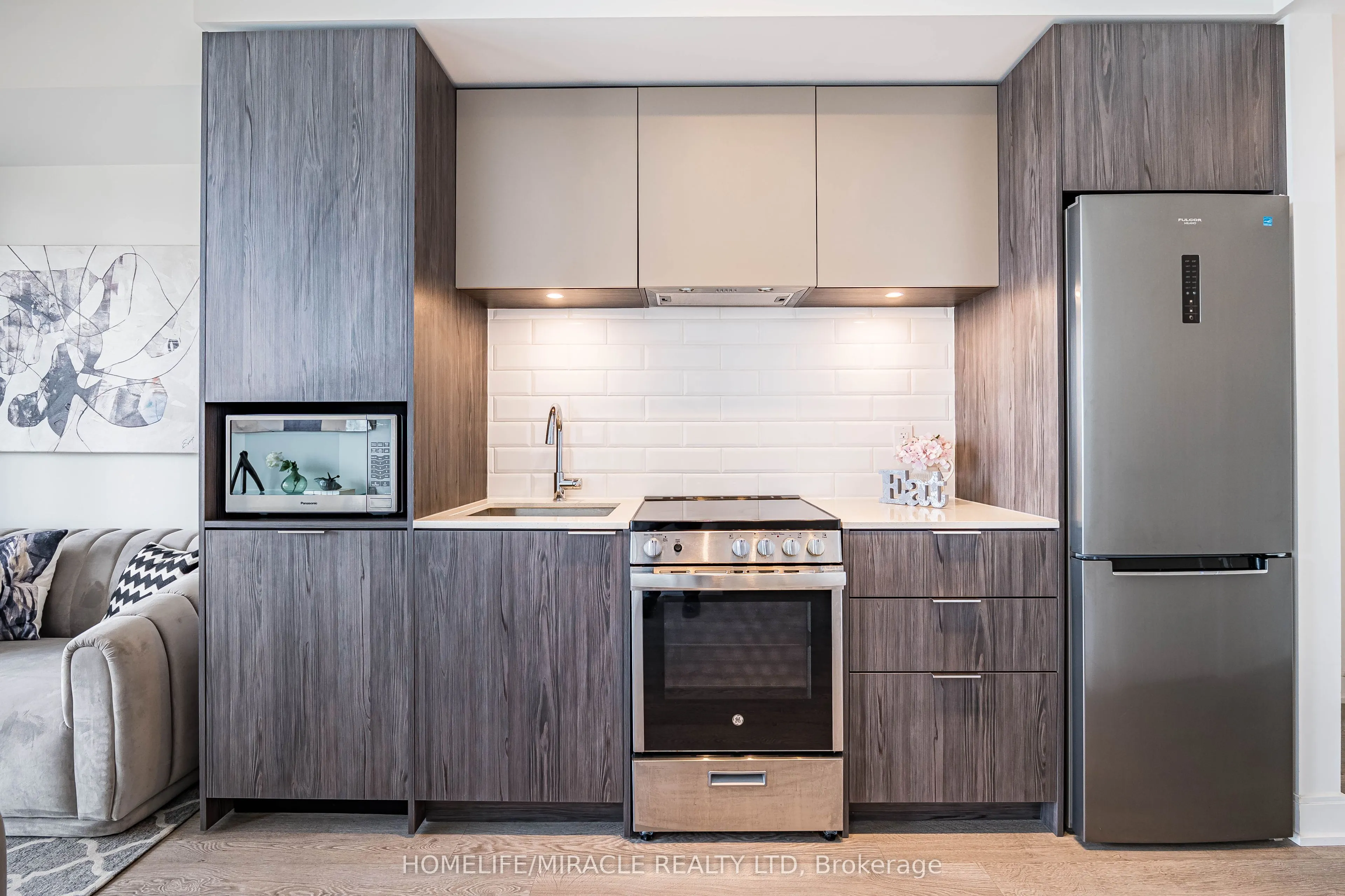 70 Annie Craig Drive #1001