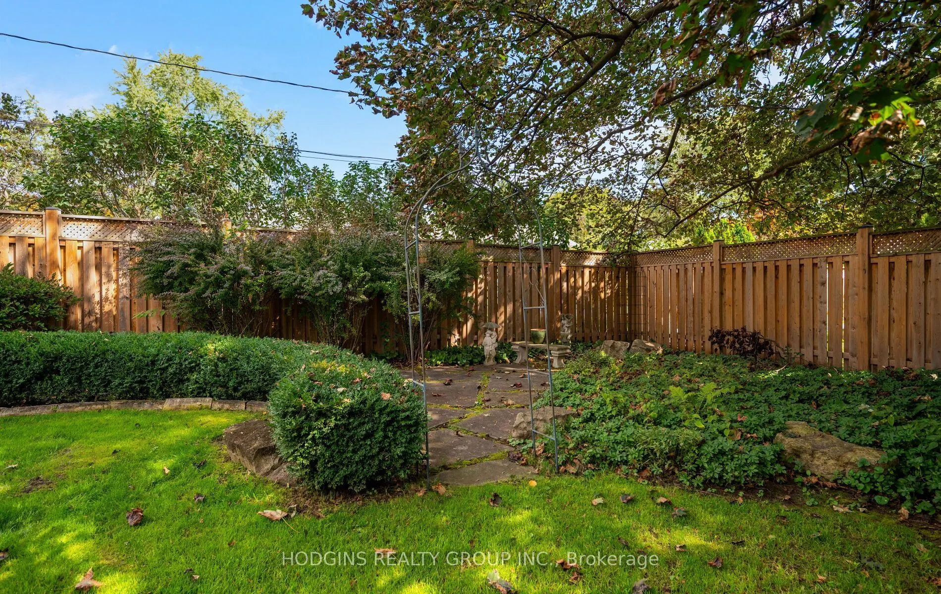 4334 Spruce Avenue