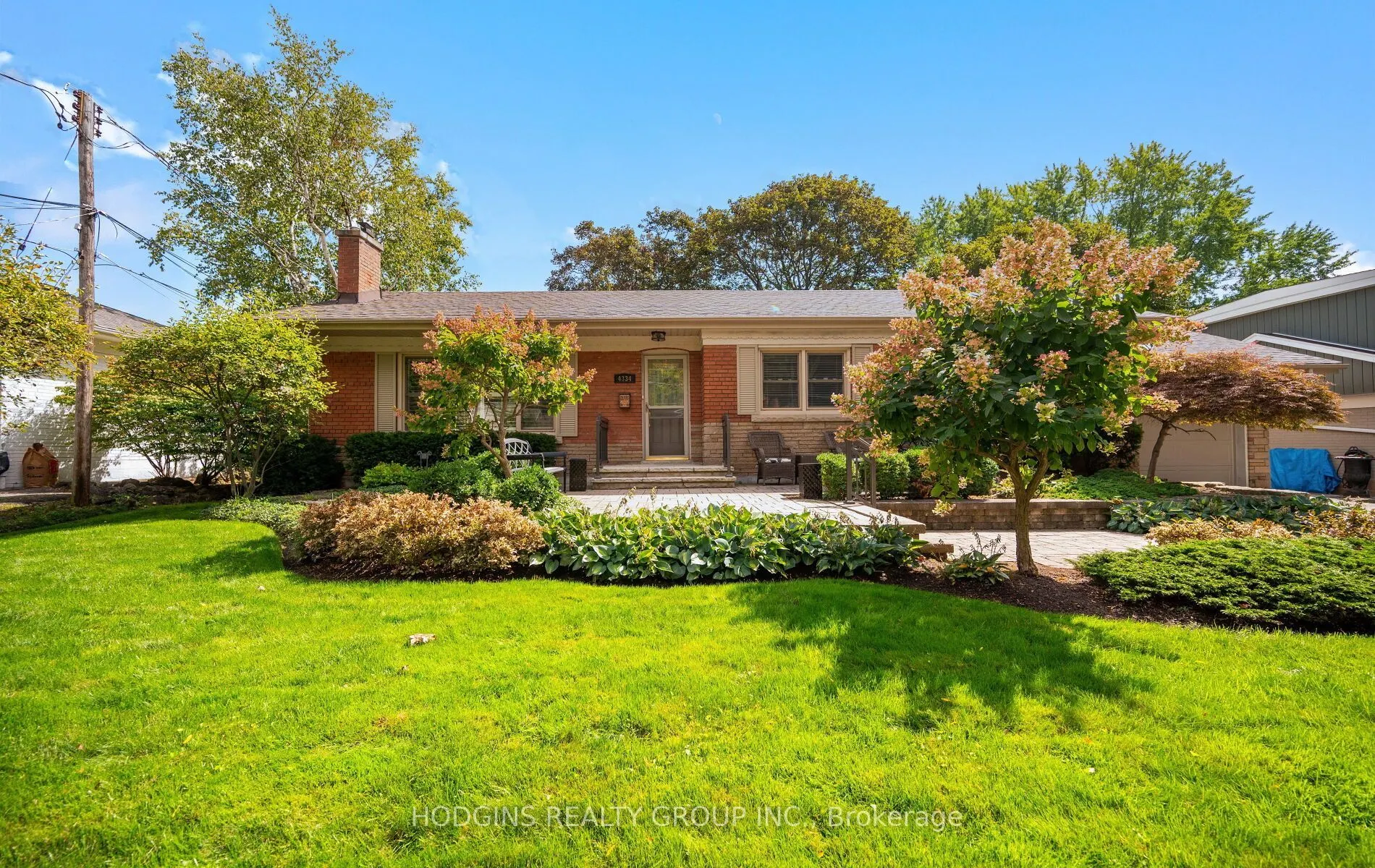 4334 Spruce Avenue