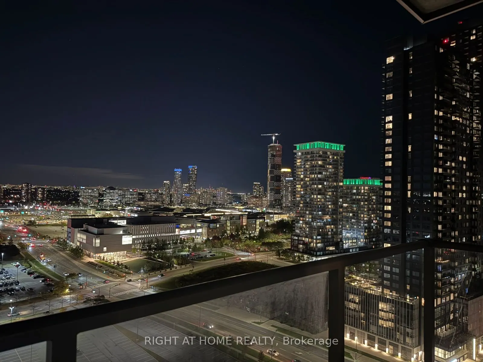 339 rathburn Road W #2318