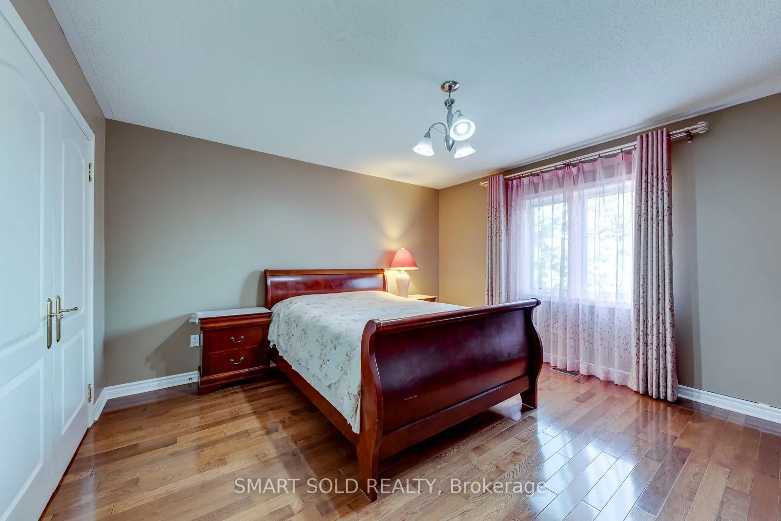 5291 Forest Hill Drive