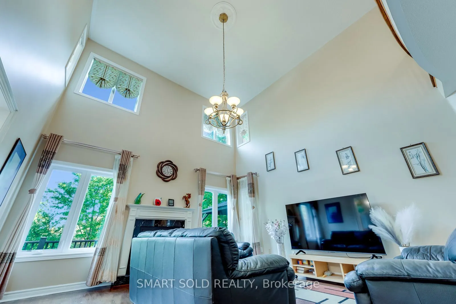 5291 Forest Hill Drive