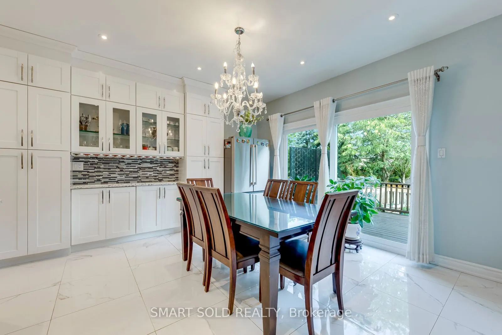 5291 Forest Hill Drive