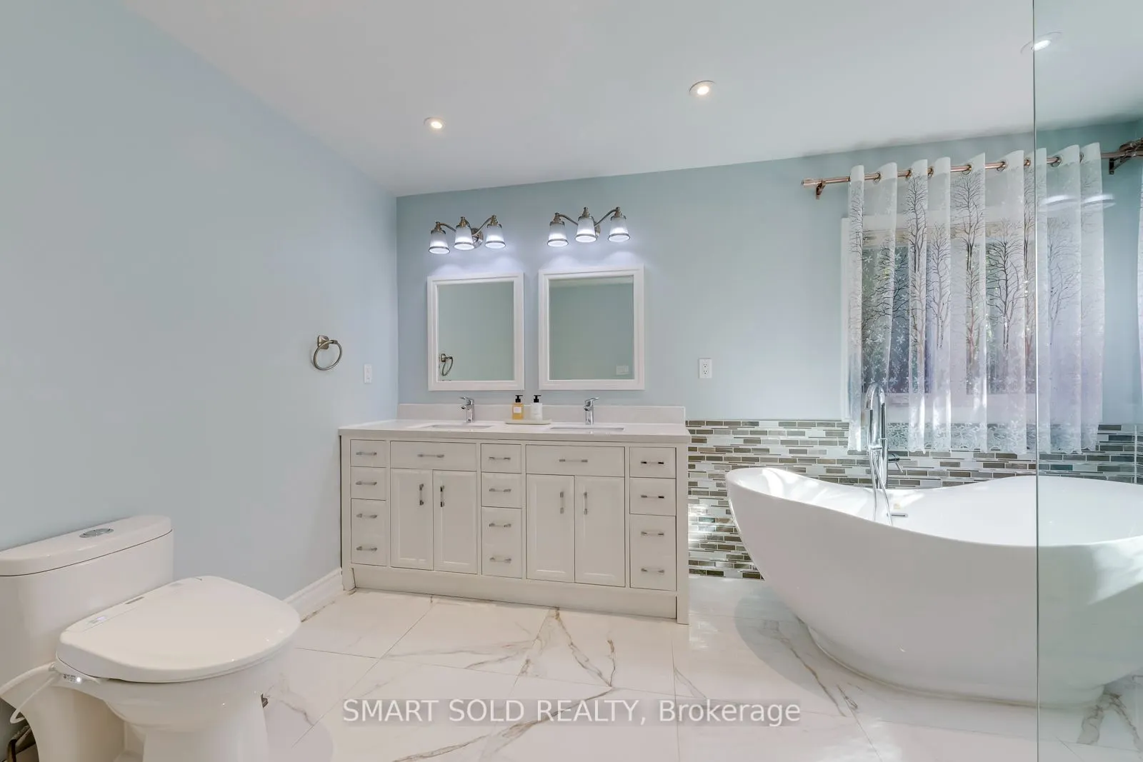 5291 Forest Hill Drive