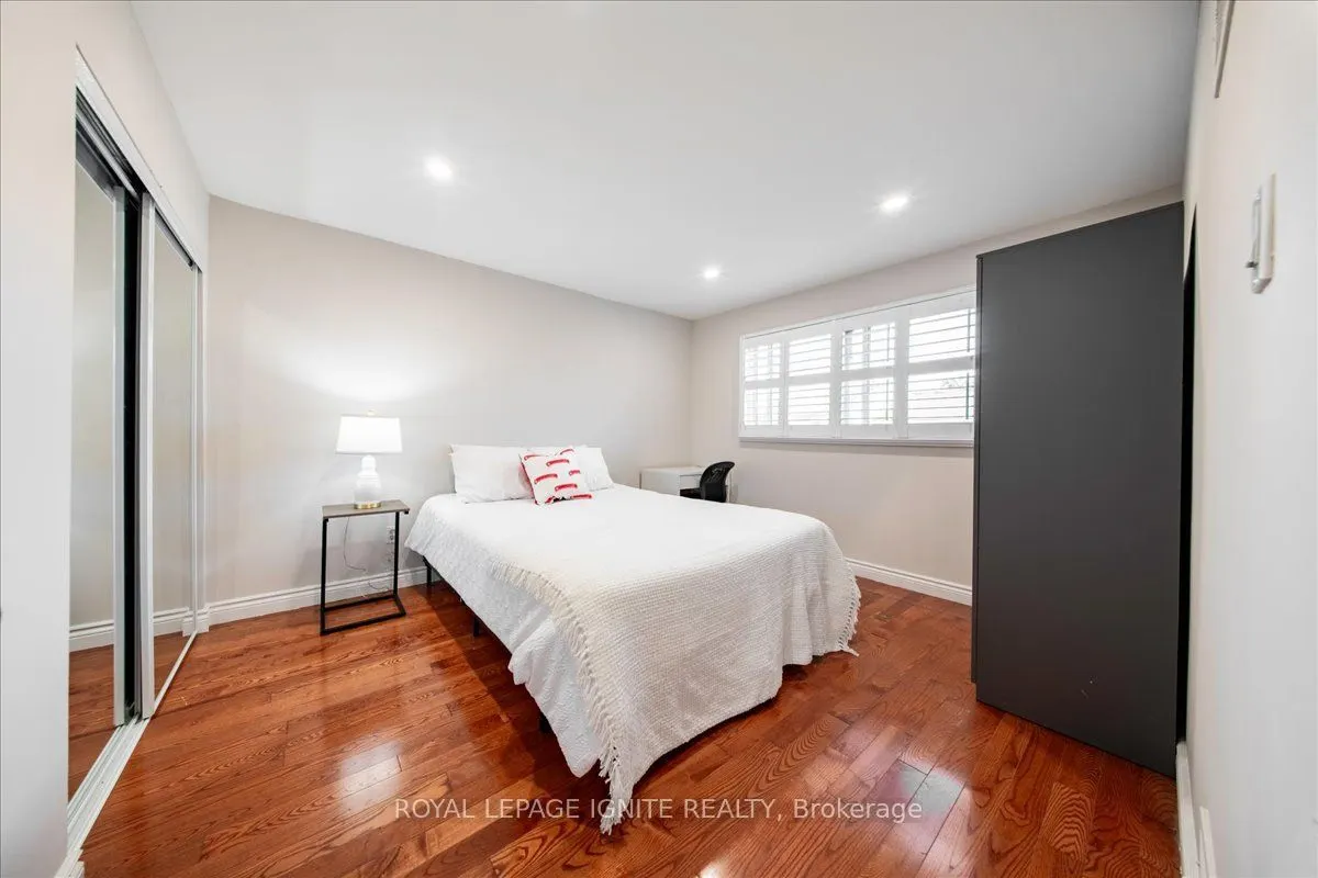 1180 Mississauga Valley Boulevard ##103