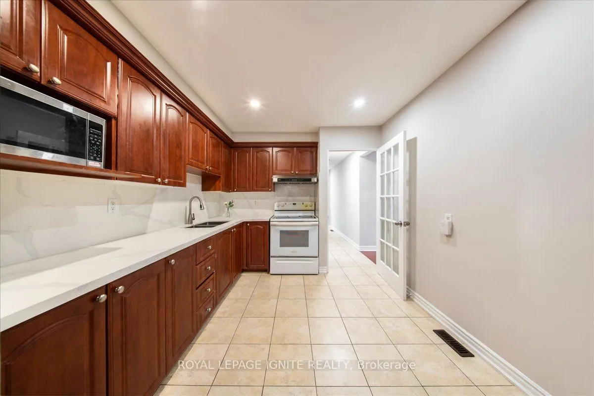 1180 Mississauga Valley Boulevard ##103