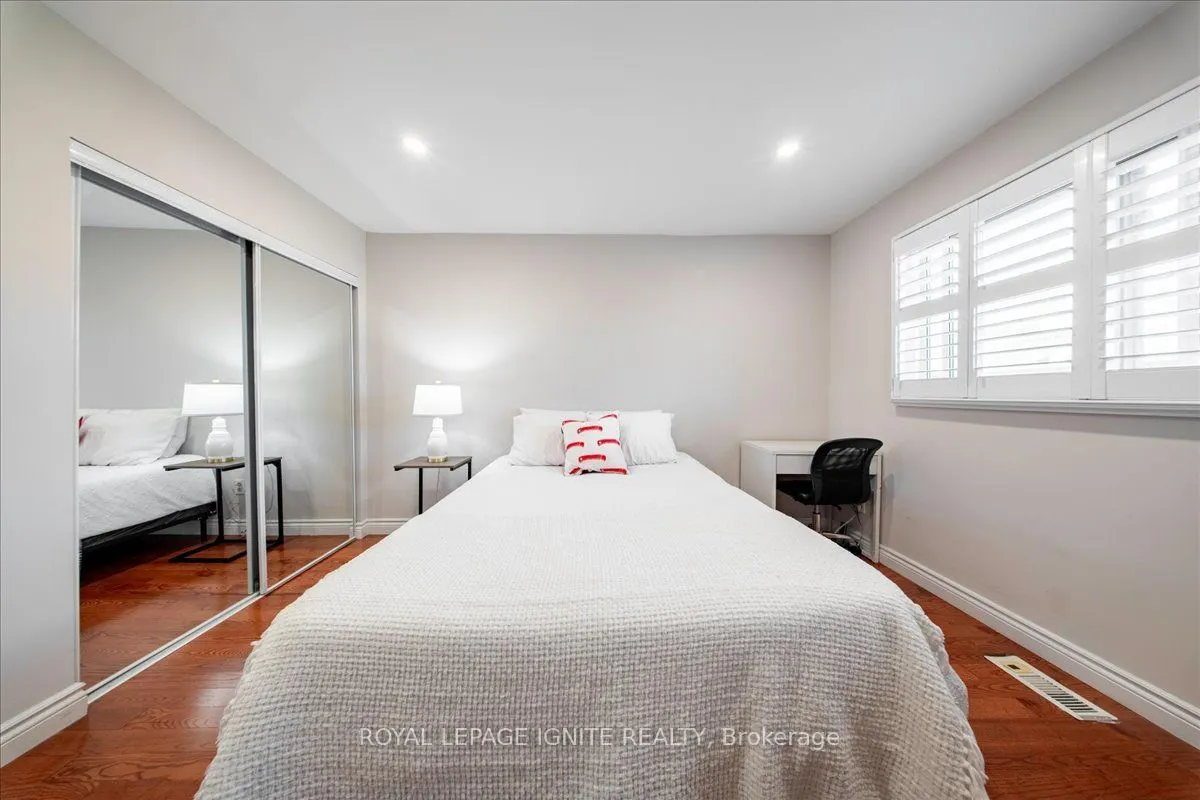 1180 Mississauga Valley Boulevard ##103