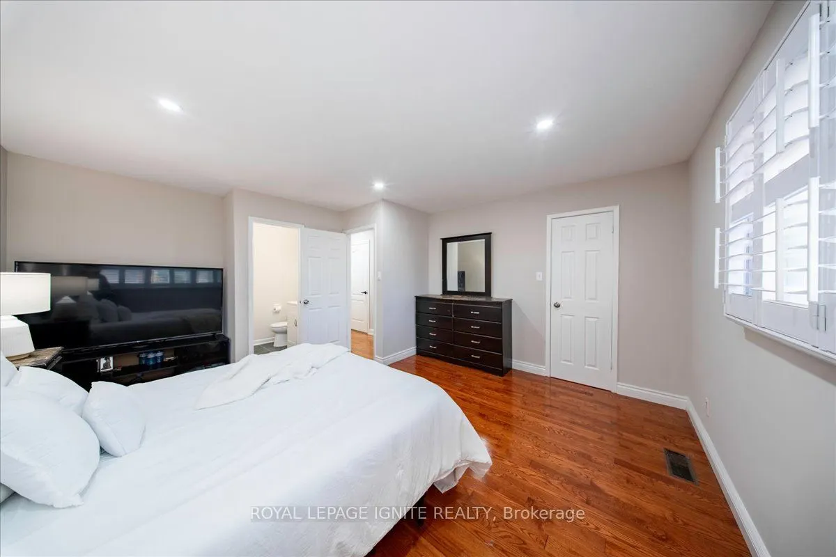 1180 Mississauga Valley Boulevard ##103