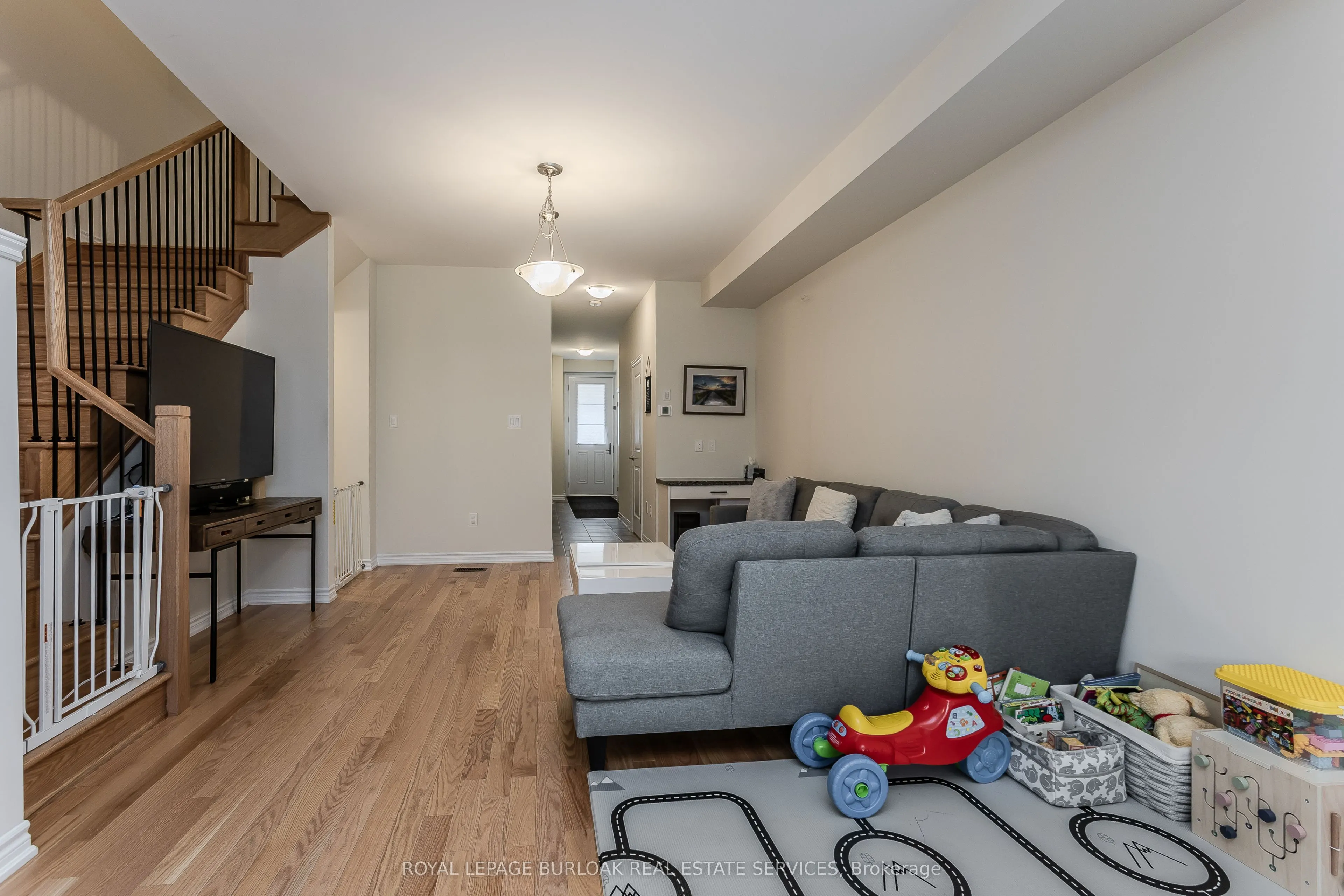 1360 Almonte Drive