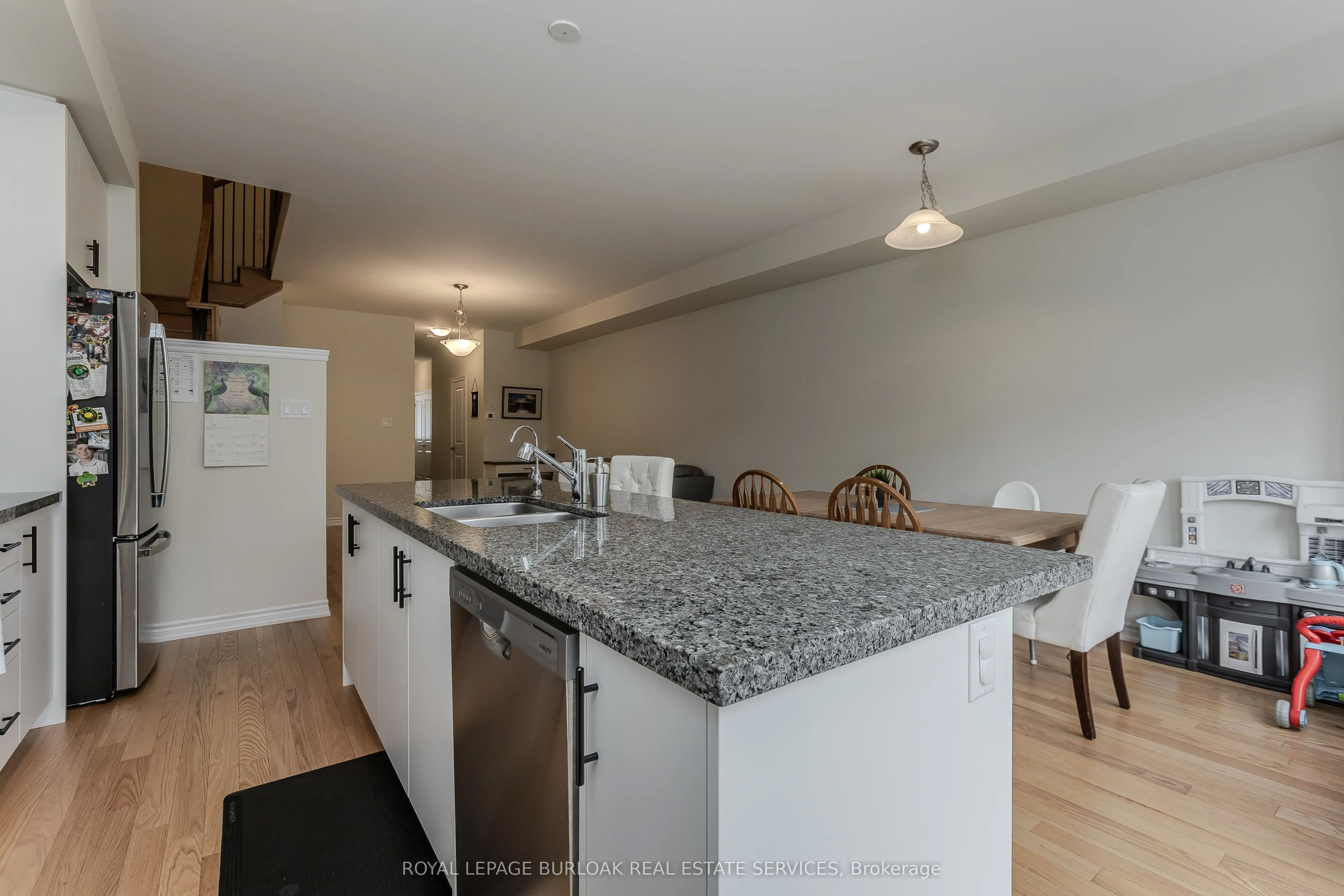 1360 Almonte Drive