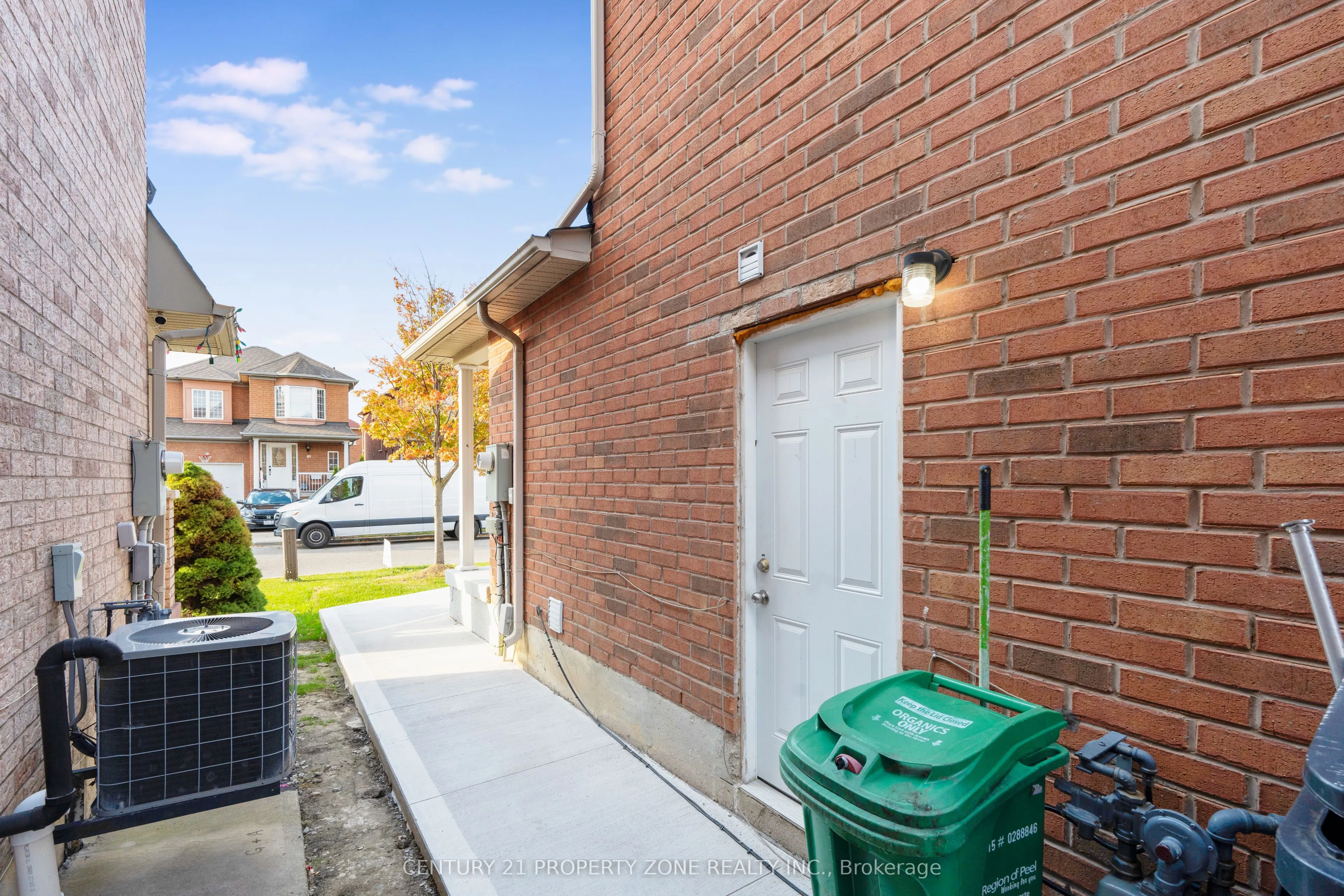 84 Tideland Drive