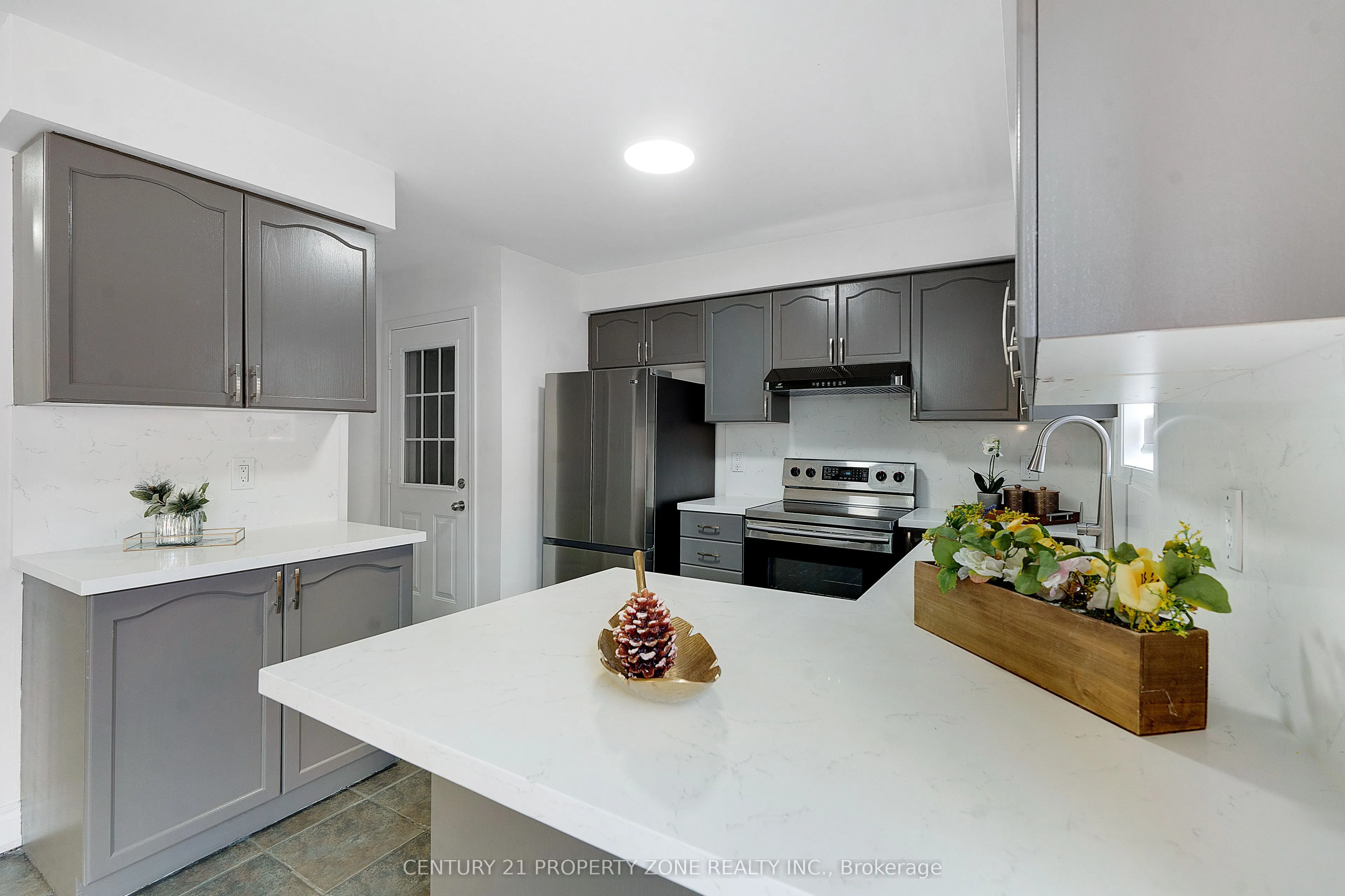 84 Tideland Drive