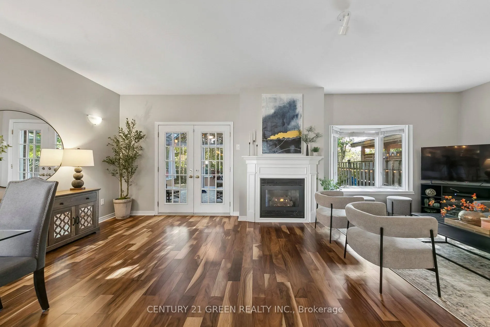 2024 Grovetree Lane