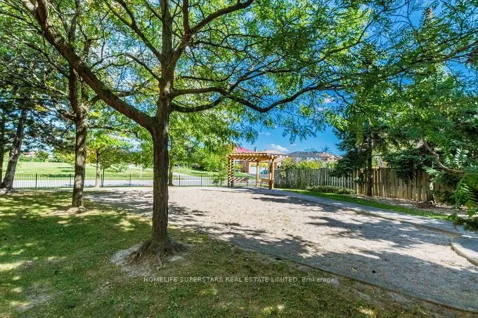 170 Havelock Drive #06