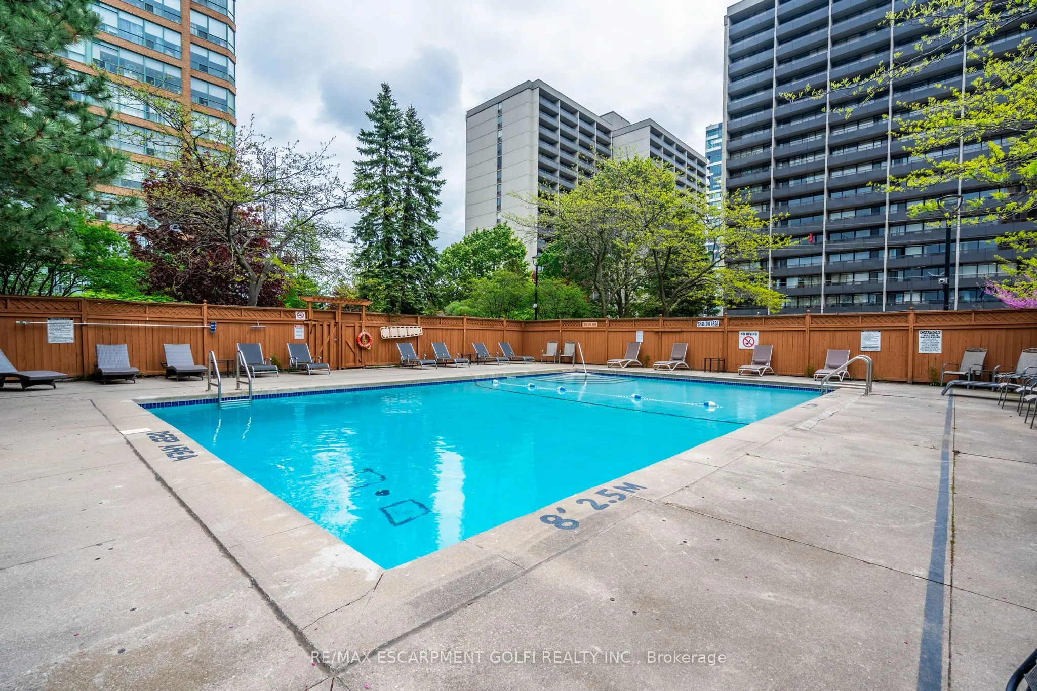 1276 Maple Crossing Boulevard #1406