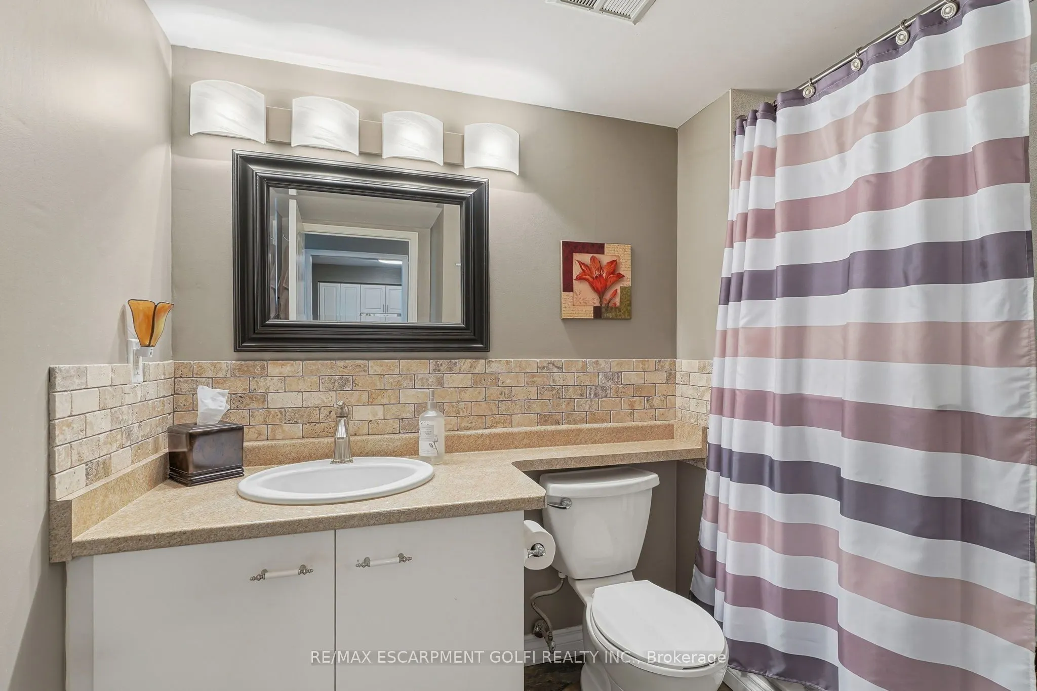 1276 Maple Crossing Boulevard #1406